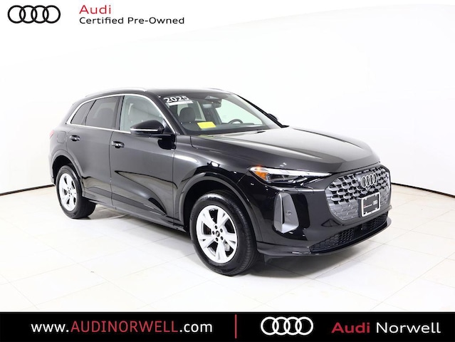 Photo of 2025 Audi Q5