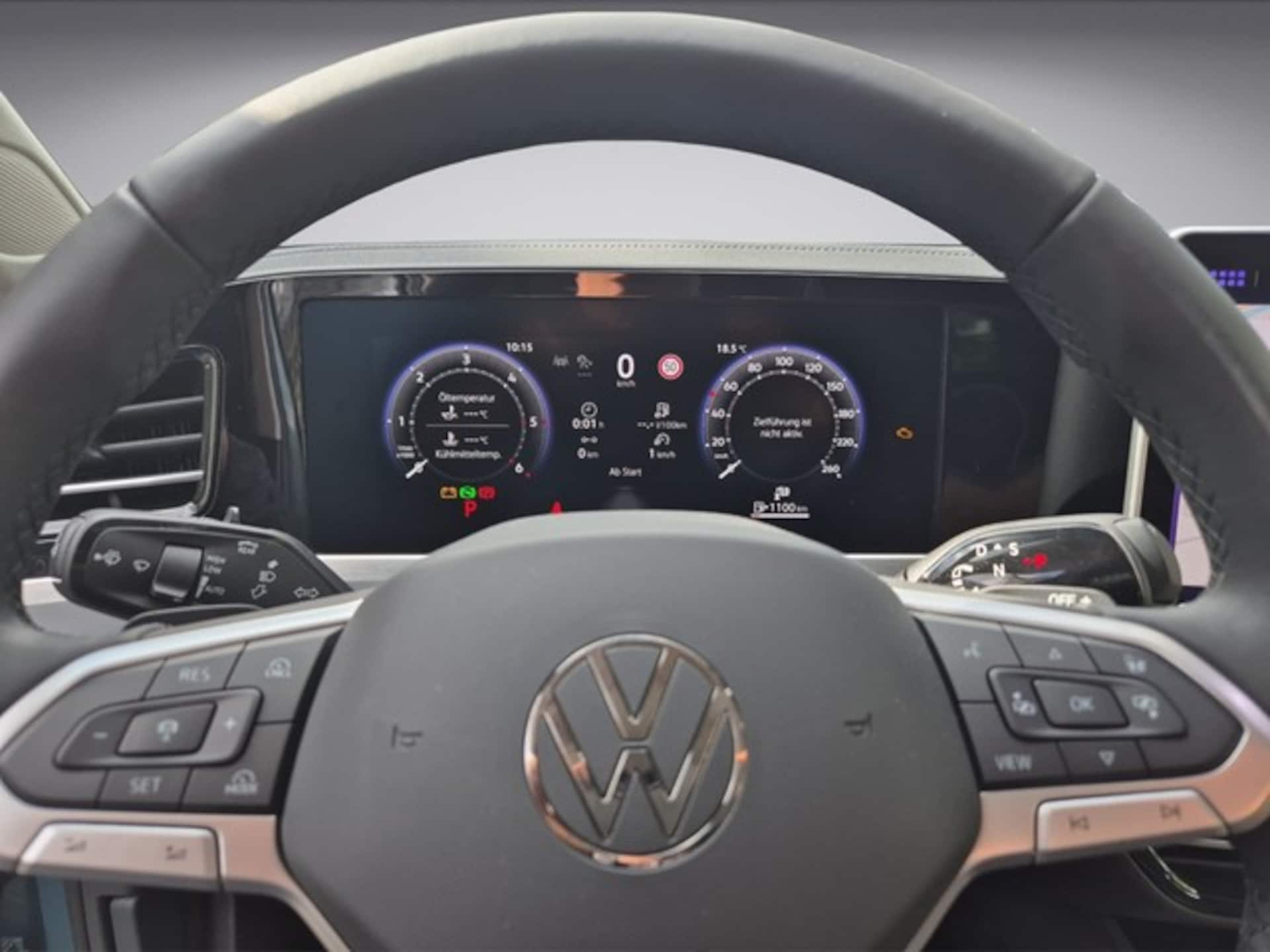 Volkswagen Passat Elegance