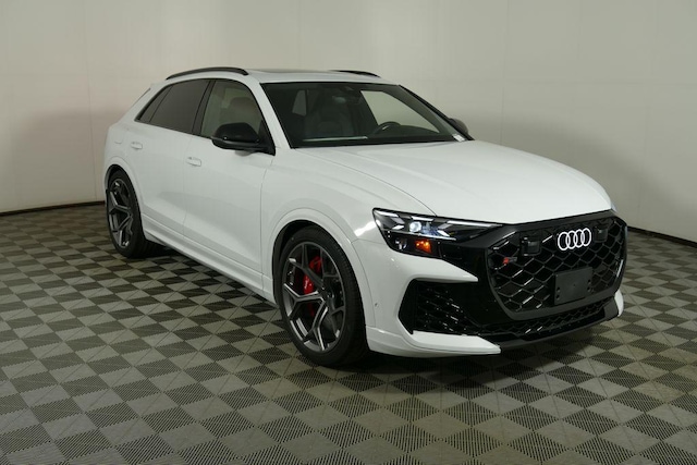 Photo of 2026 Audi RS Q8 SUV performance