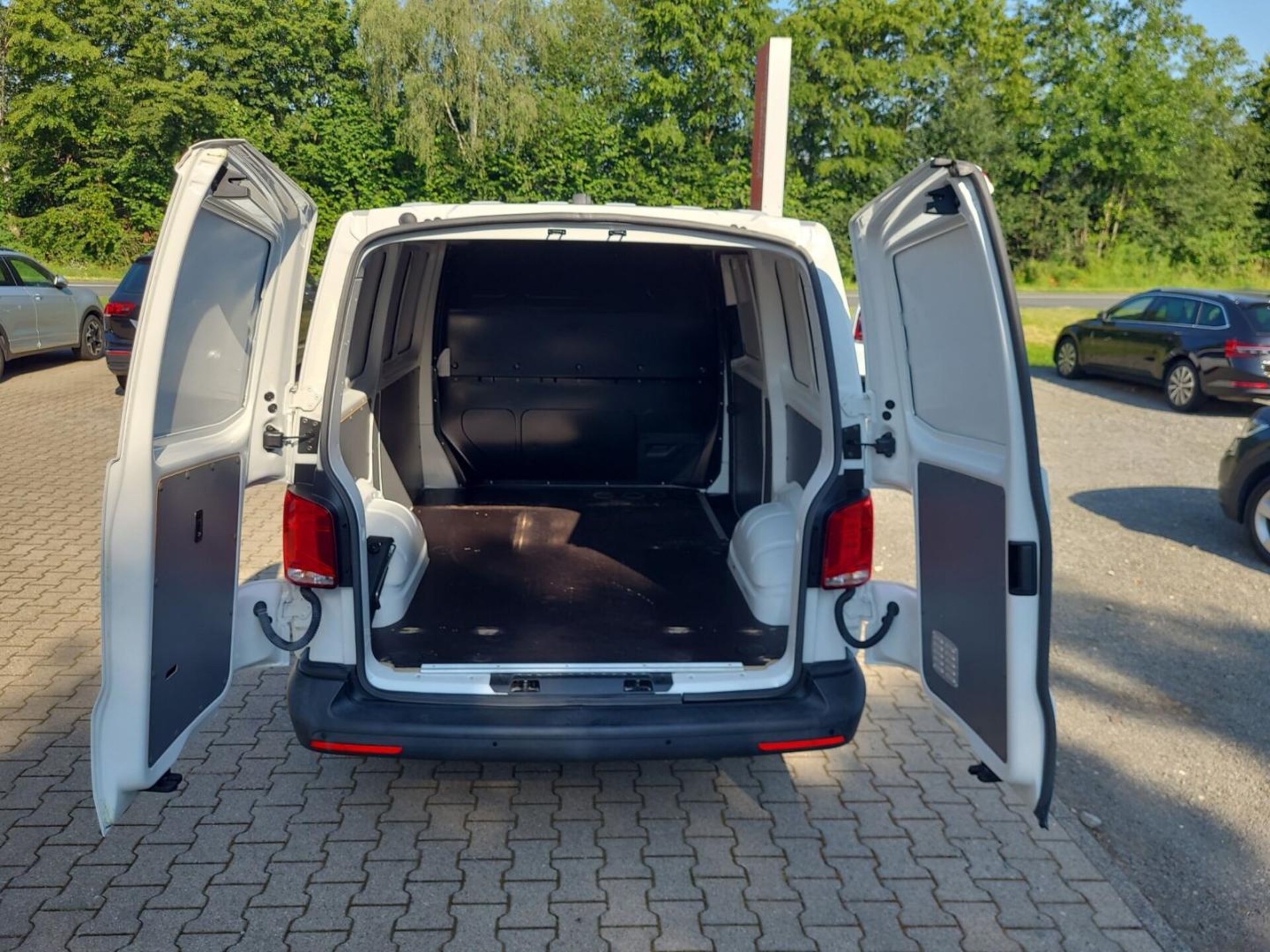 Volkswagen T6.1 Transporter Kasten kurzer Radstand
