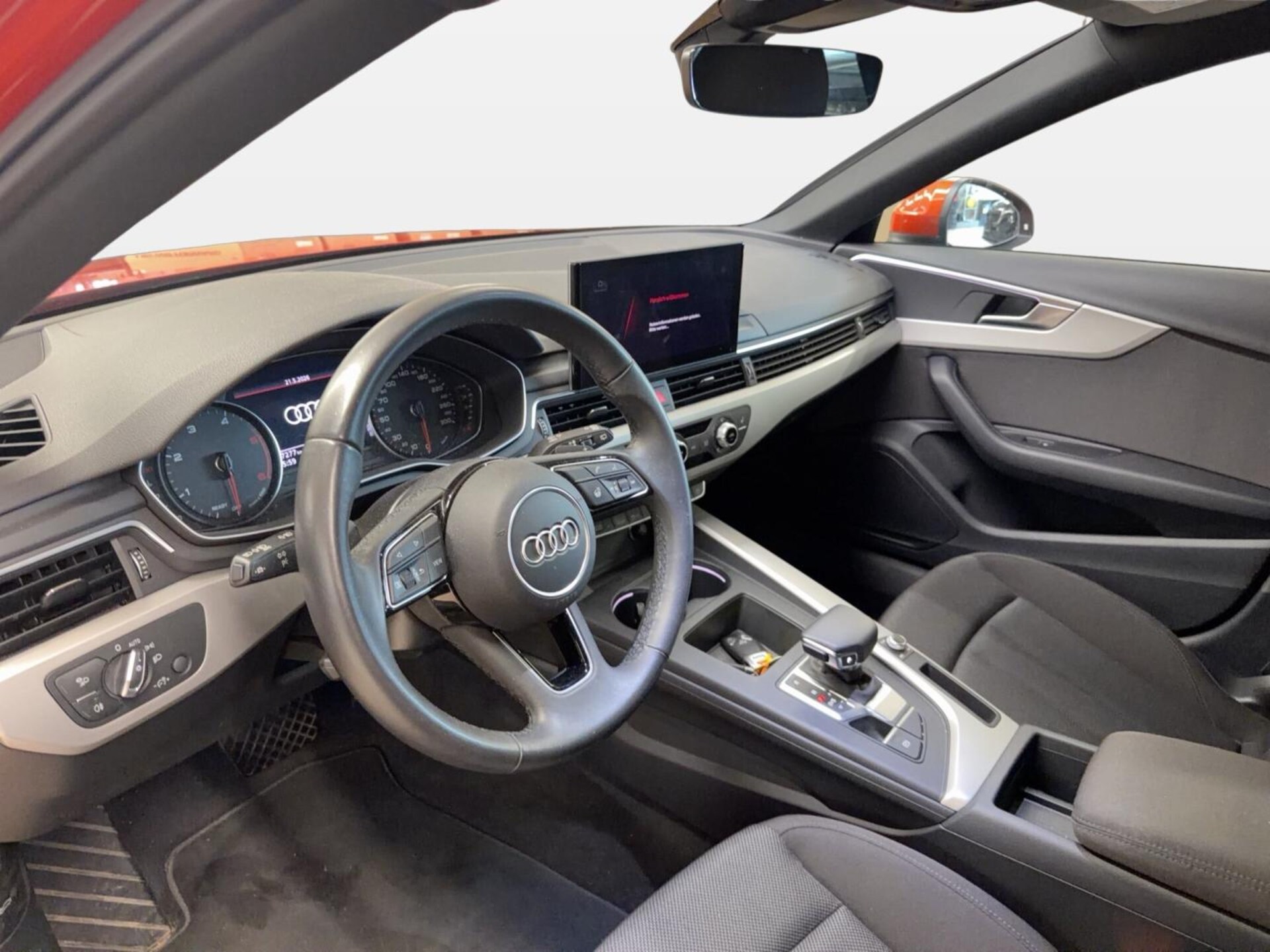Audi A4 Avant S line