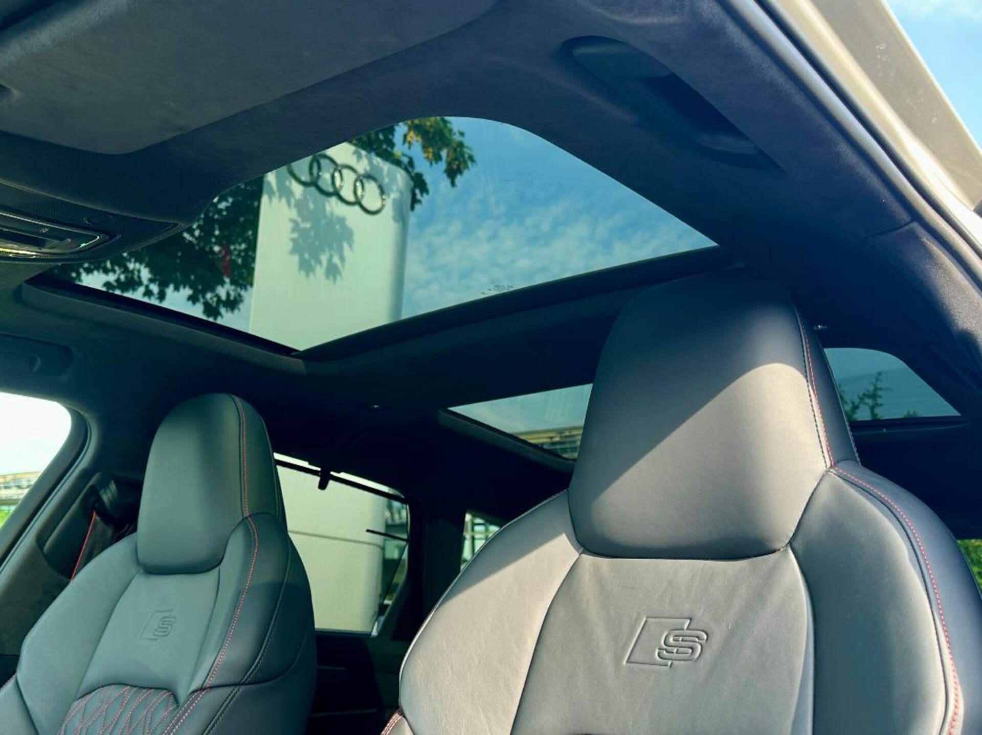 Audi S6 Avant