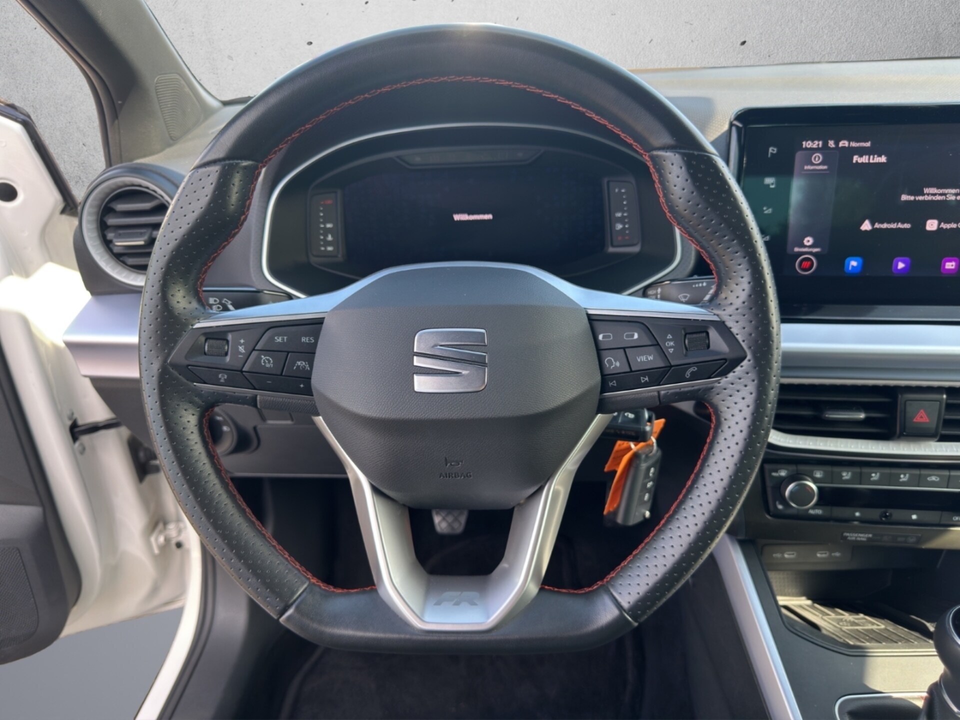 SEAT Arona FR
