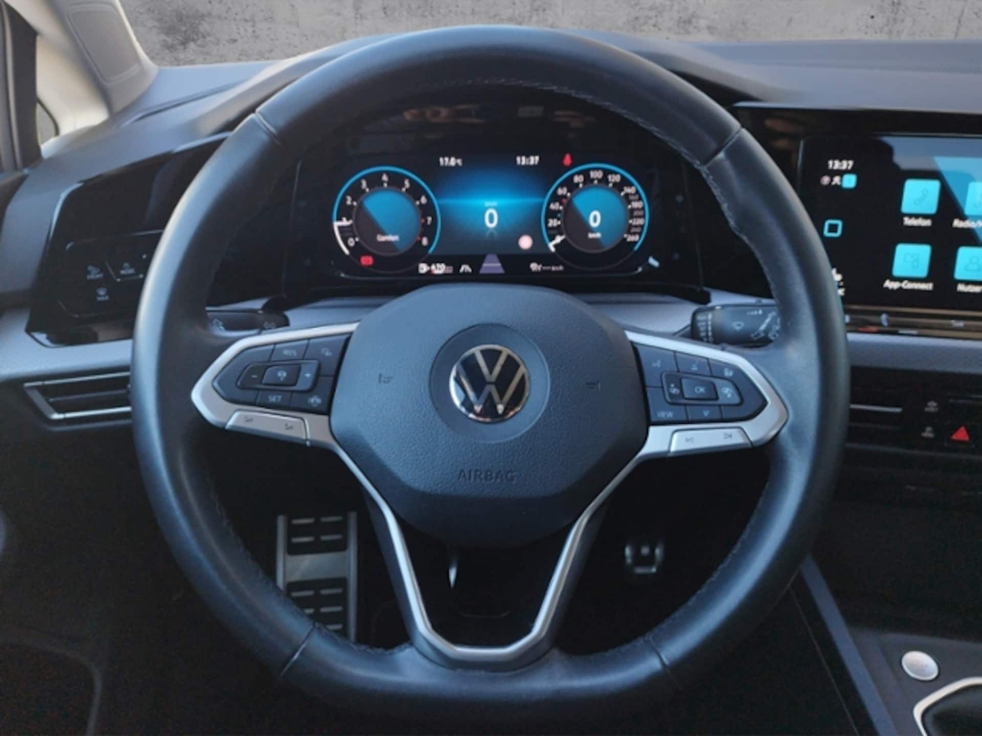 Volkswagen Golf Active