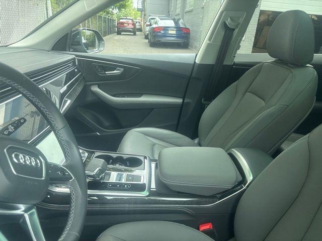 2025 Audi Q8
