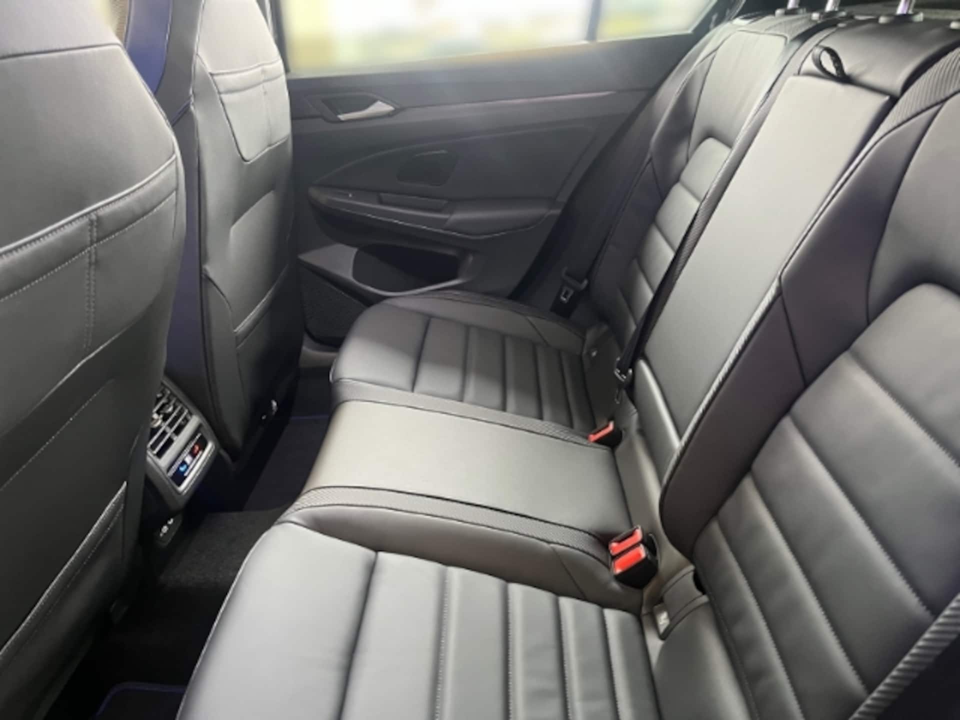 Volkswagen Golf R Black Edition