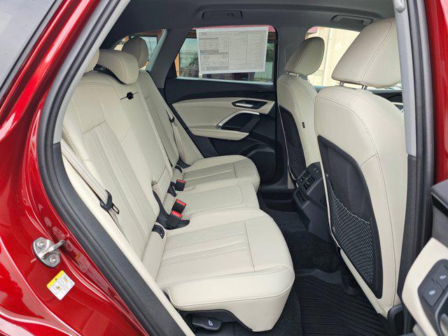 2025 Audi Q5 Premium - Photo 14