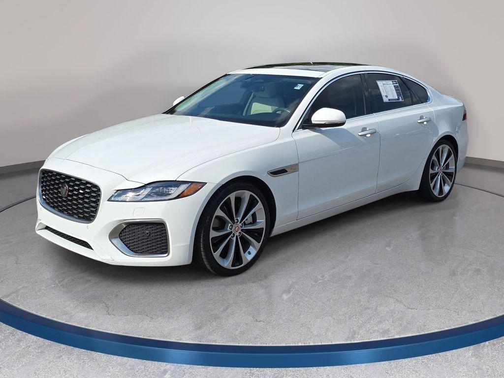 2022 Jaguar Xf