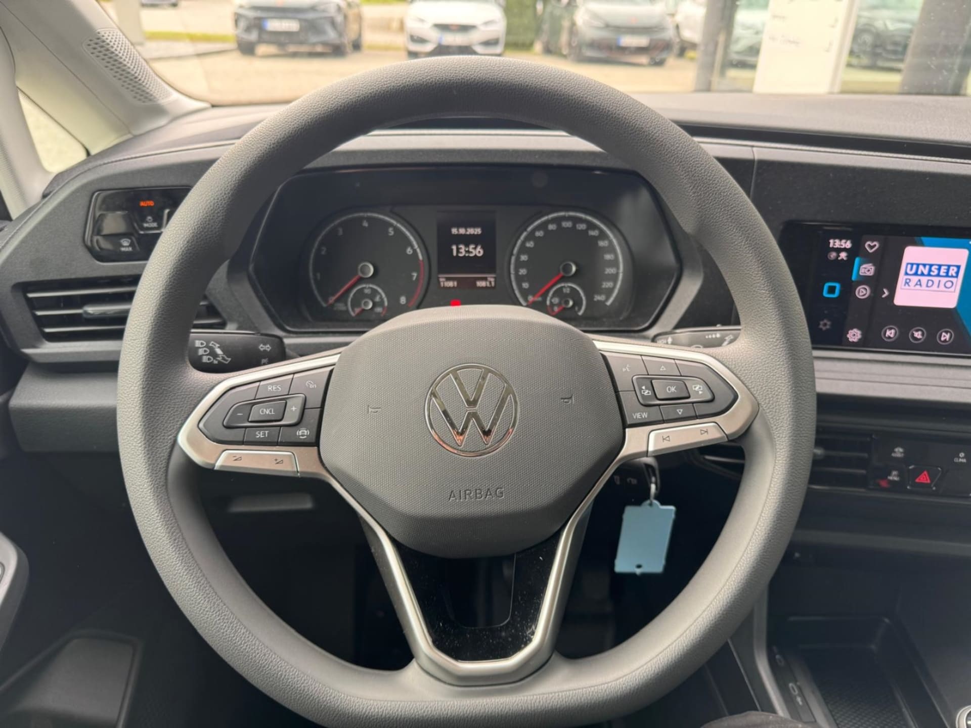 Volkswagen Caddy Basis-Modell