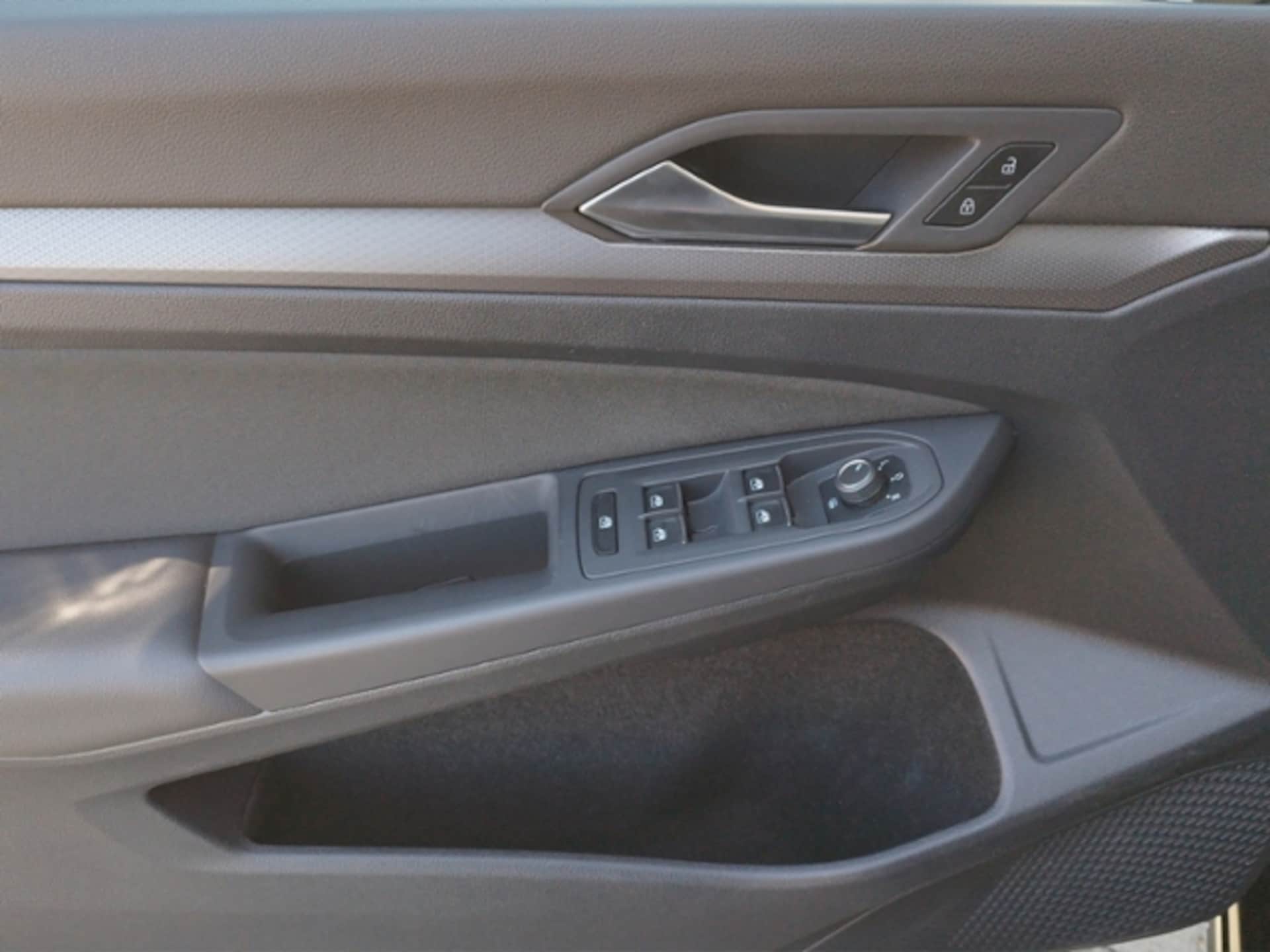 Volkswagen Golf Active