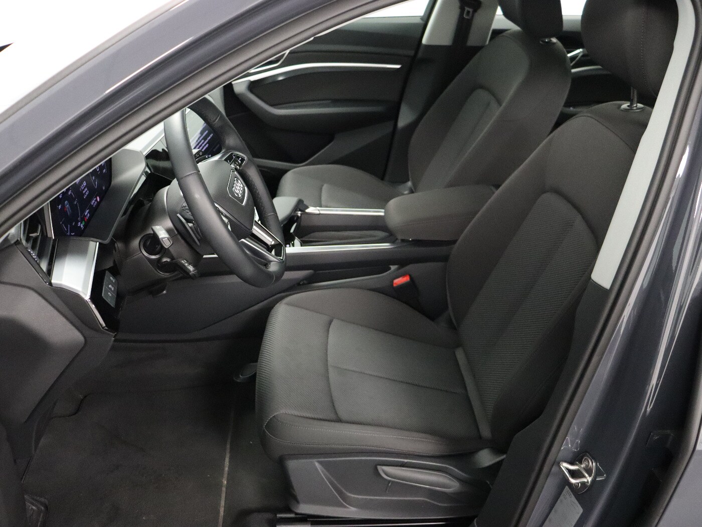 Image about Audi Q8 e-tron S line 50 e-tron quattro
