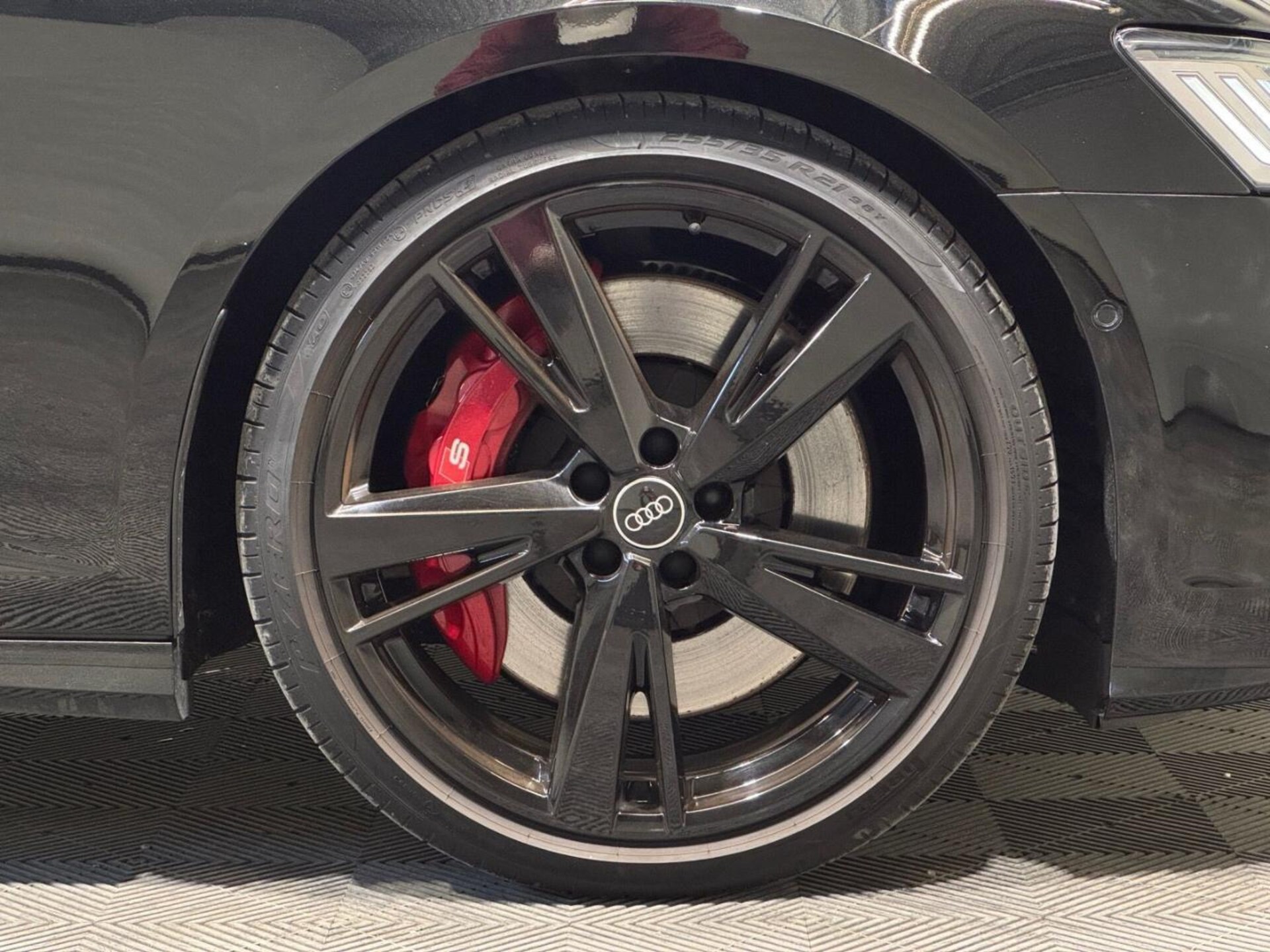 Audi S6 Avant