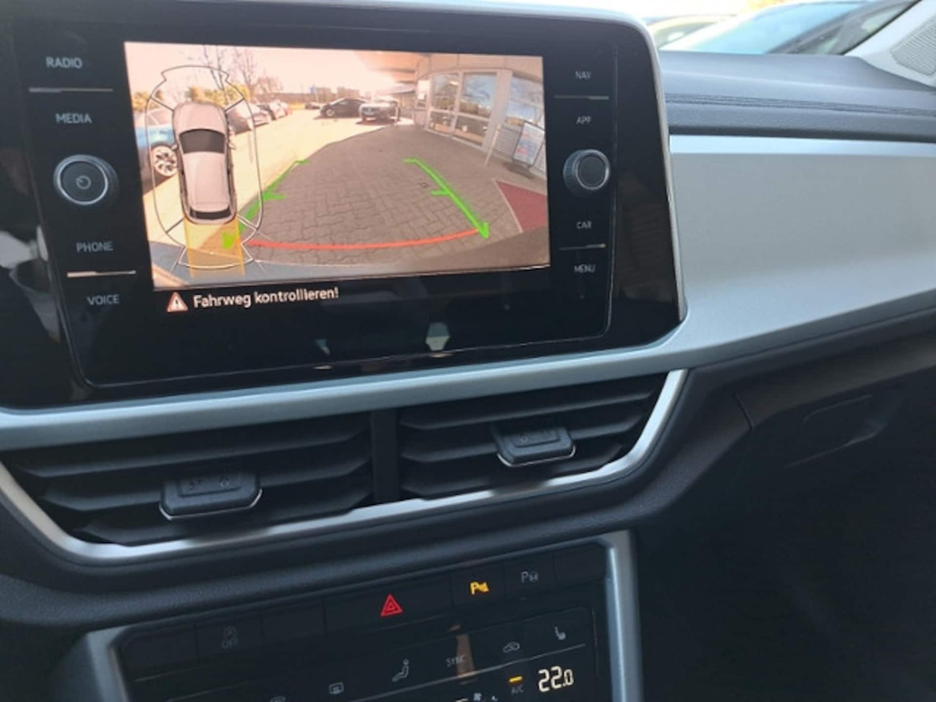 Volkswagen T-Roc Life