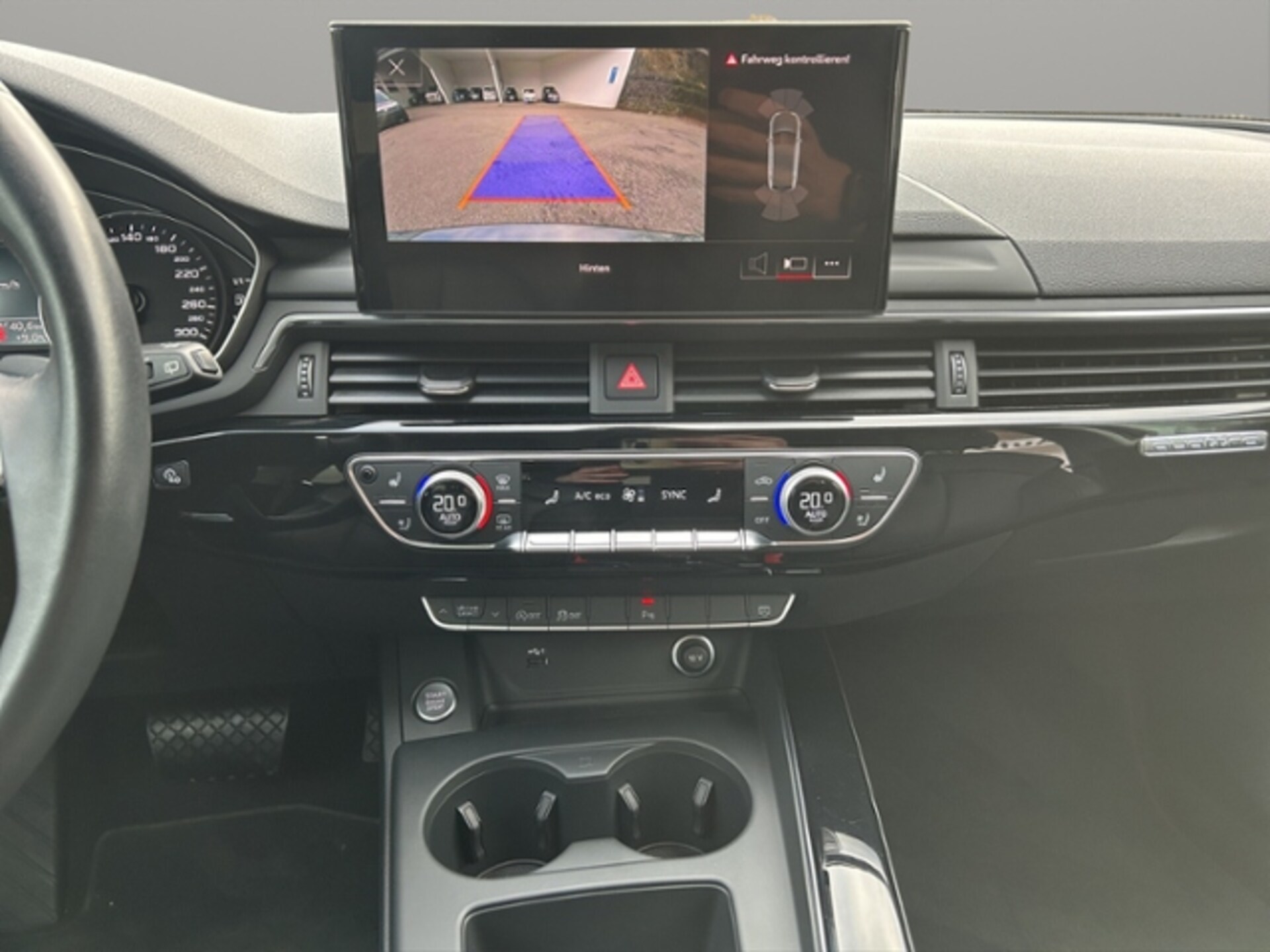 Audi A4 Avant S line