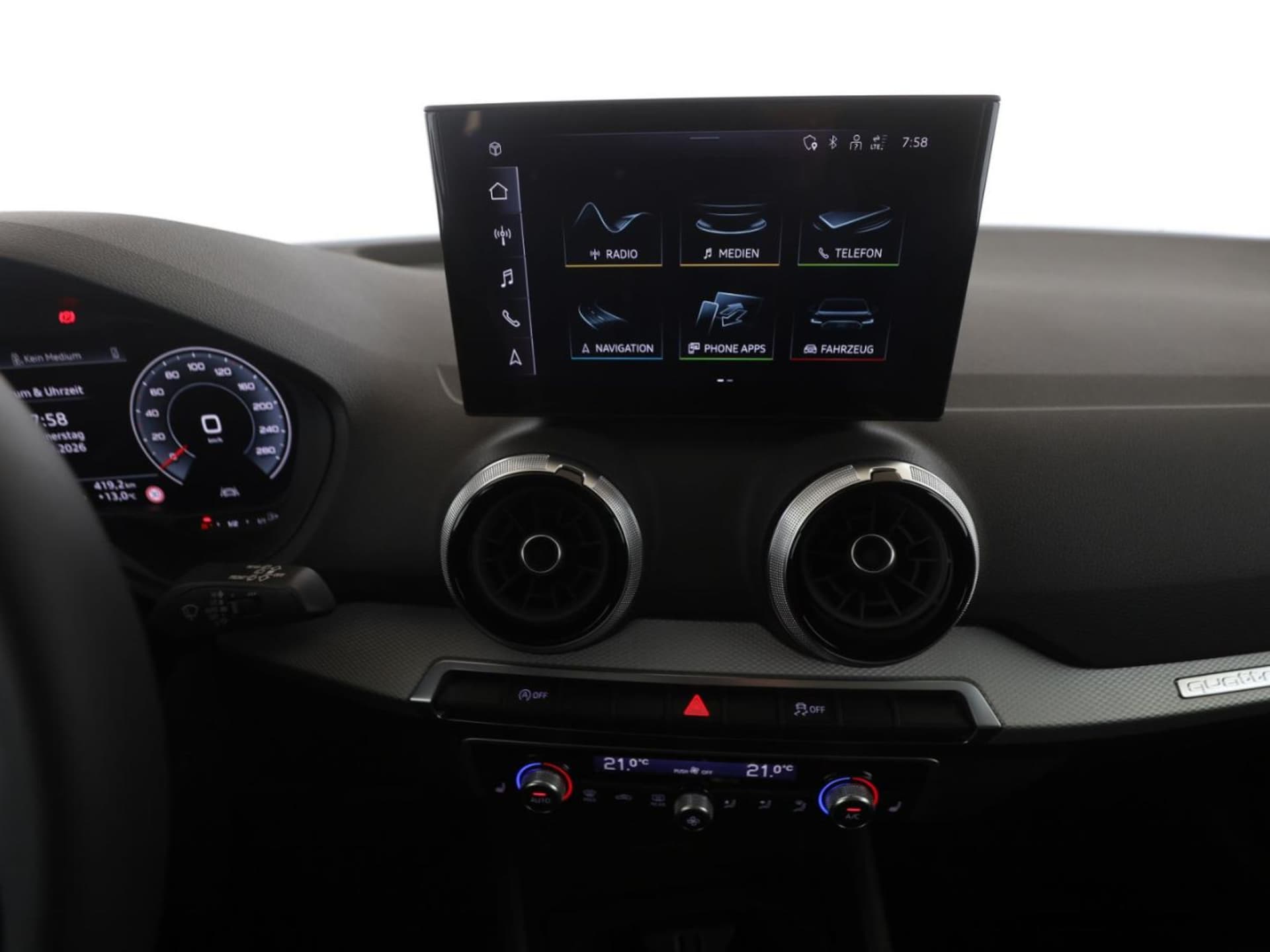 Audi Q2 S line