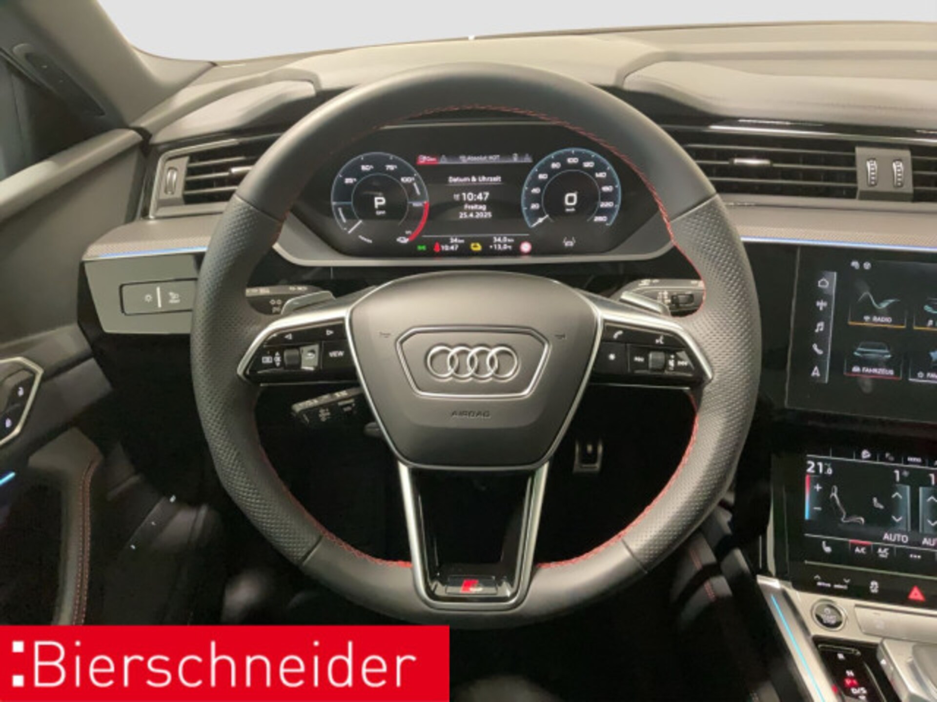 Audi Q8 e-tron S line