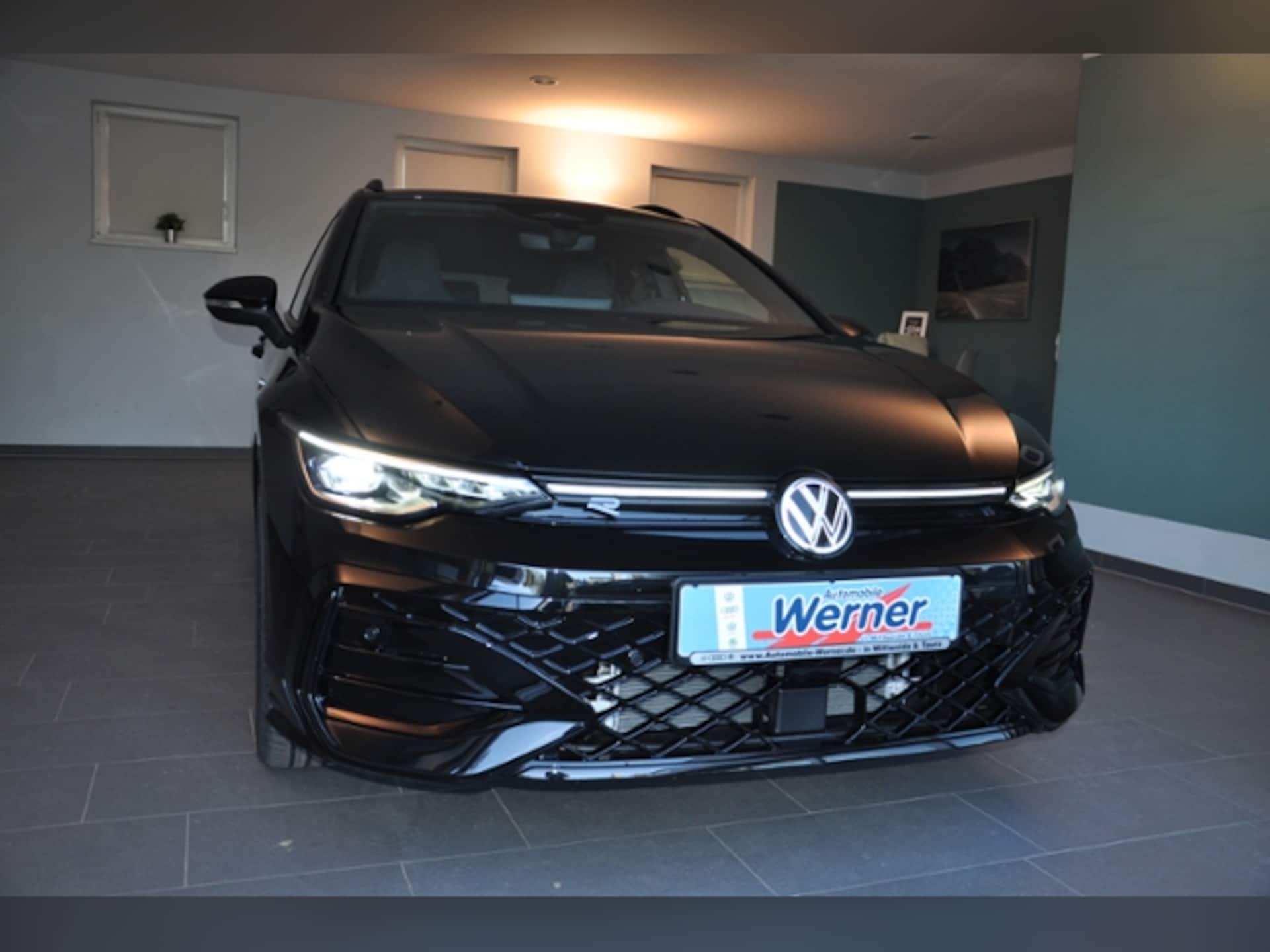 Volkswagen Golf Variant R-Line
