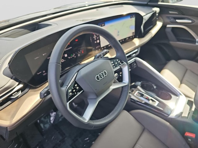 2025 Audi Q5 Premium Plus - Photo 12