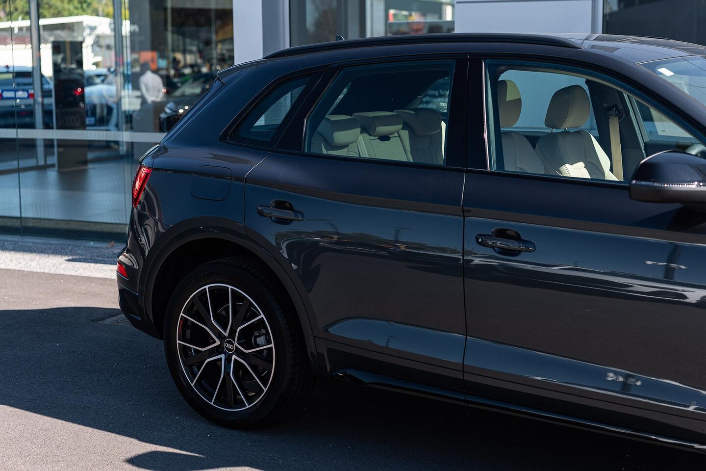 Image about Audi Q5 sport 40 TDI quattro S tronic