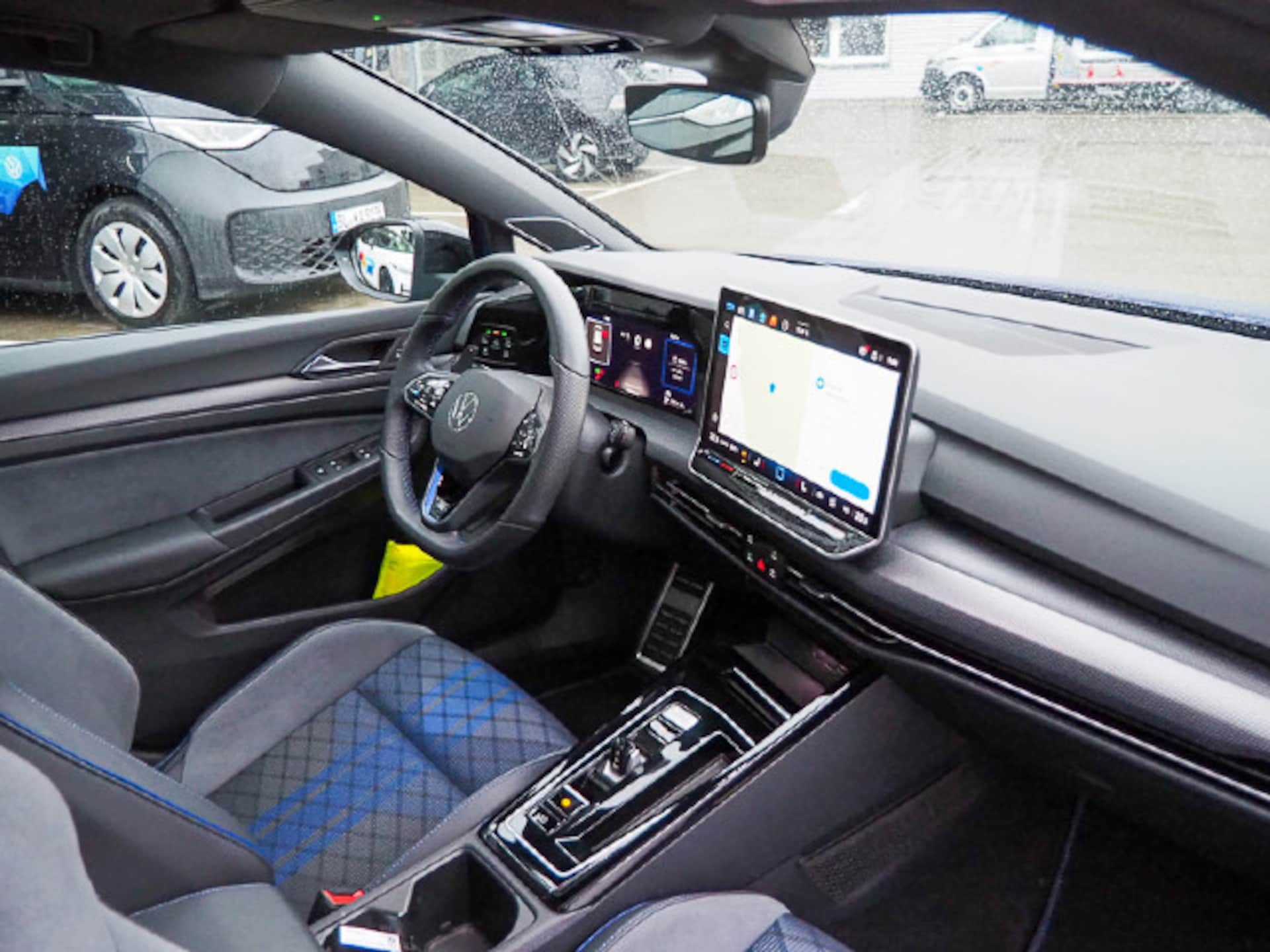 Volkswagen Golf R