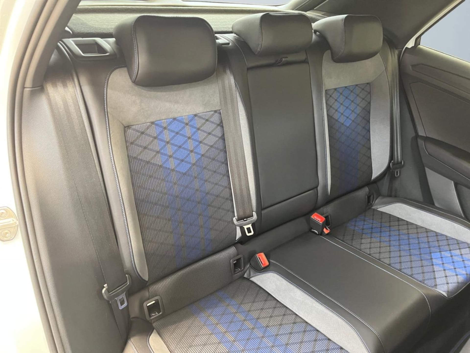 Volkswagen T-Roc R