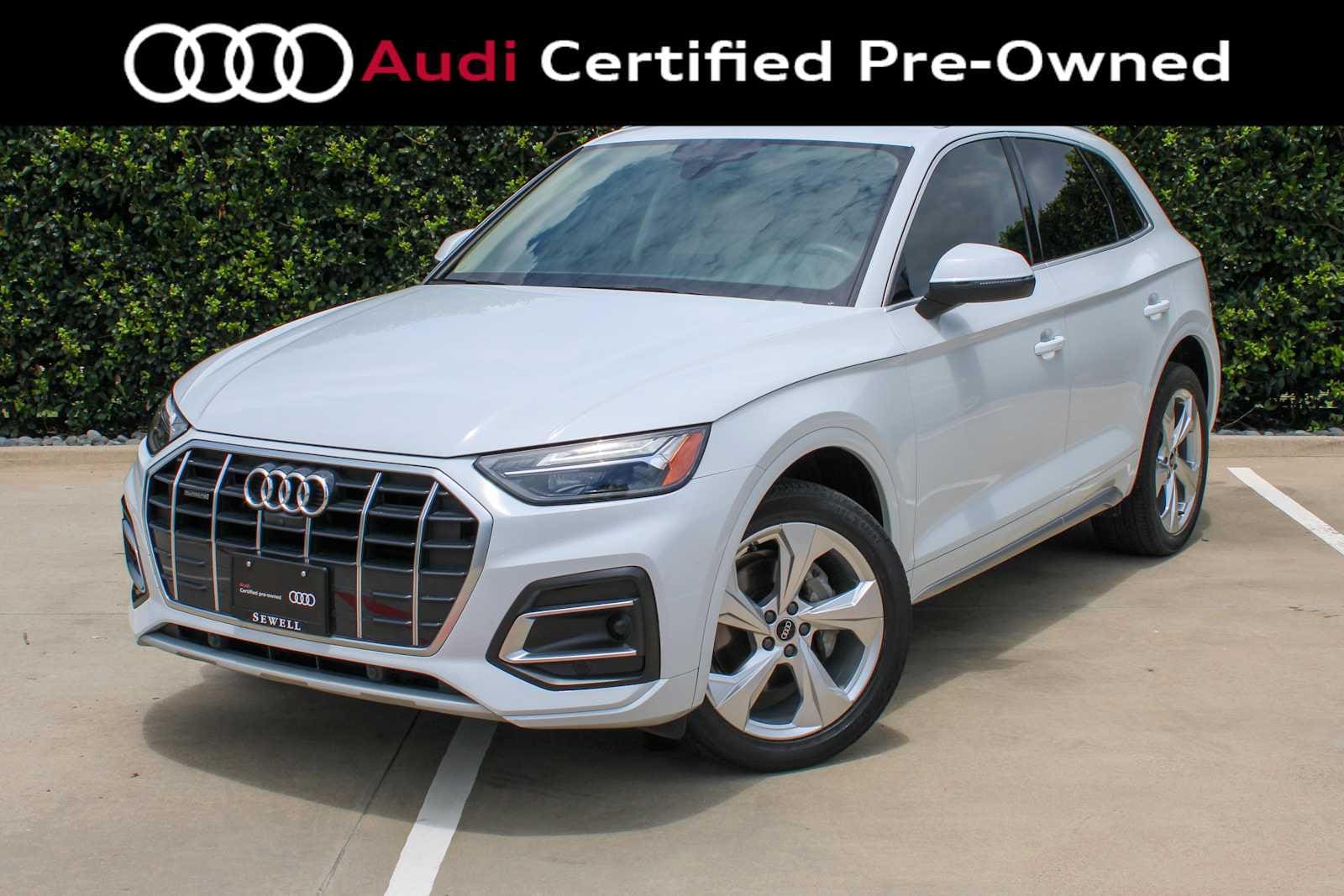 2021 Audi Q5 45 Premium Plus's photo