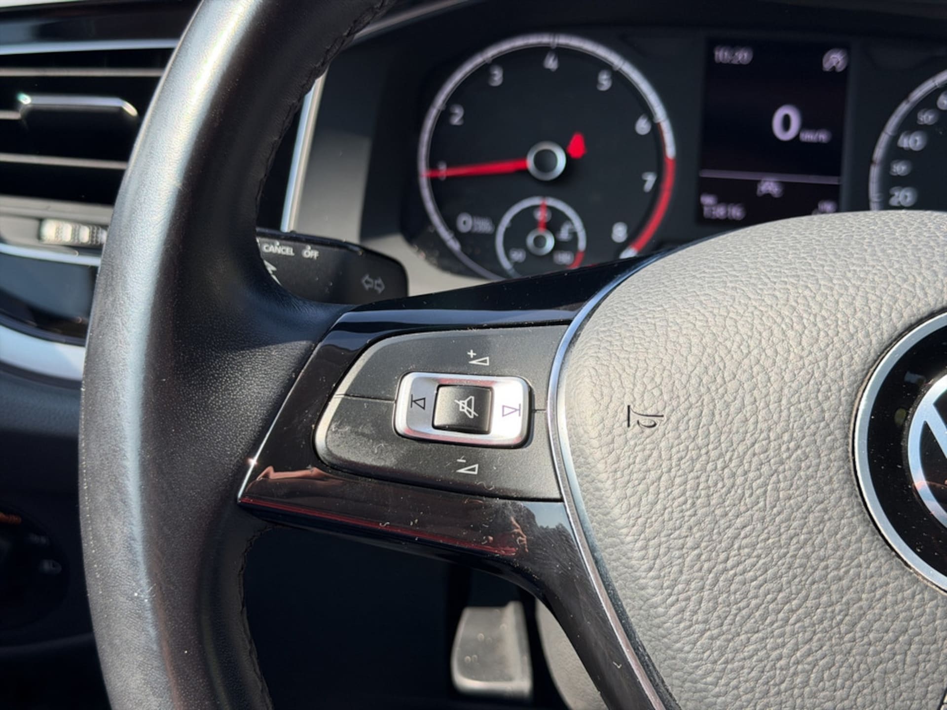 Volkswagen Polo Active