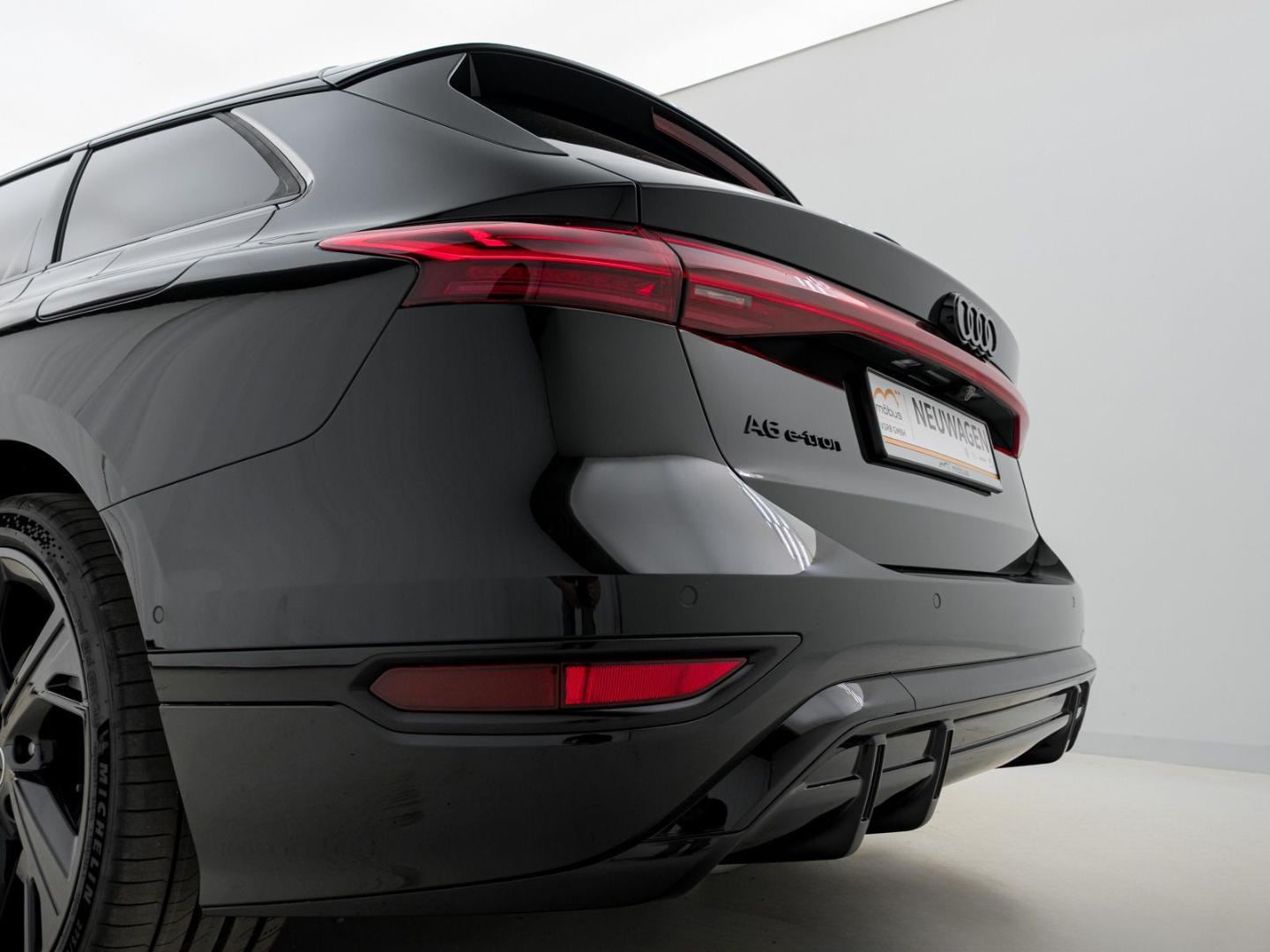 Bild über Audi A6 Avant e-tron S line business e-tron performance 270 kW - für weitere Informationen kontaktieren Sie den Audi Partner