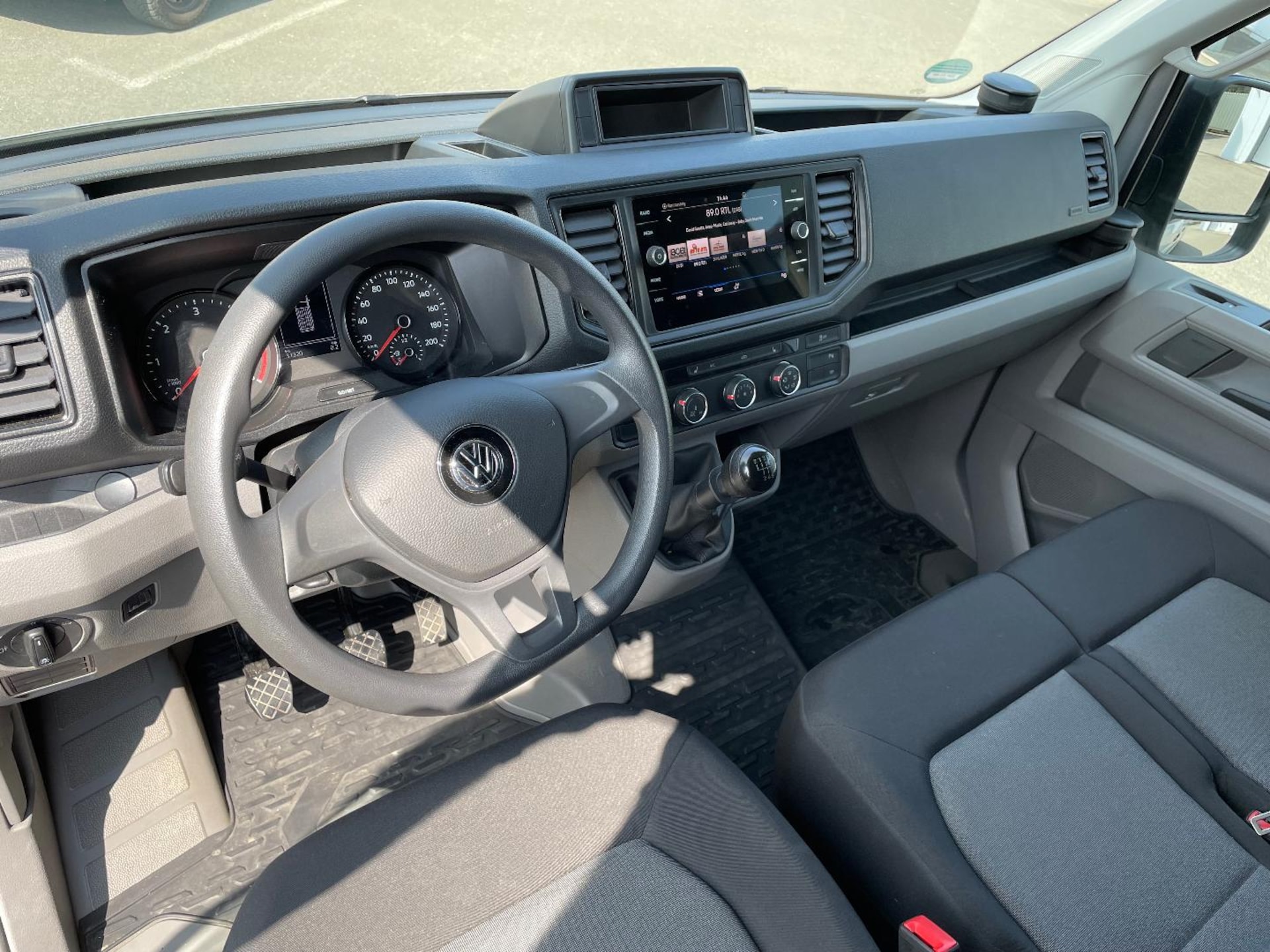 Volkswagen Crafter Kasten langer Radstand