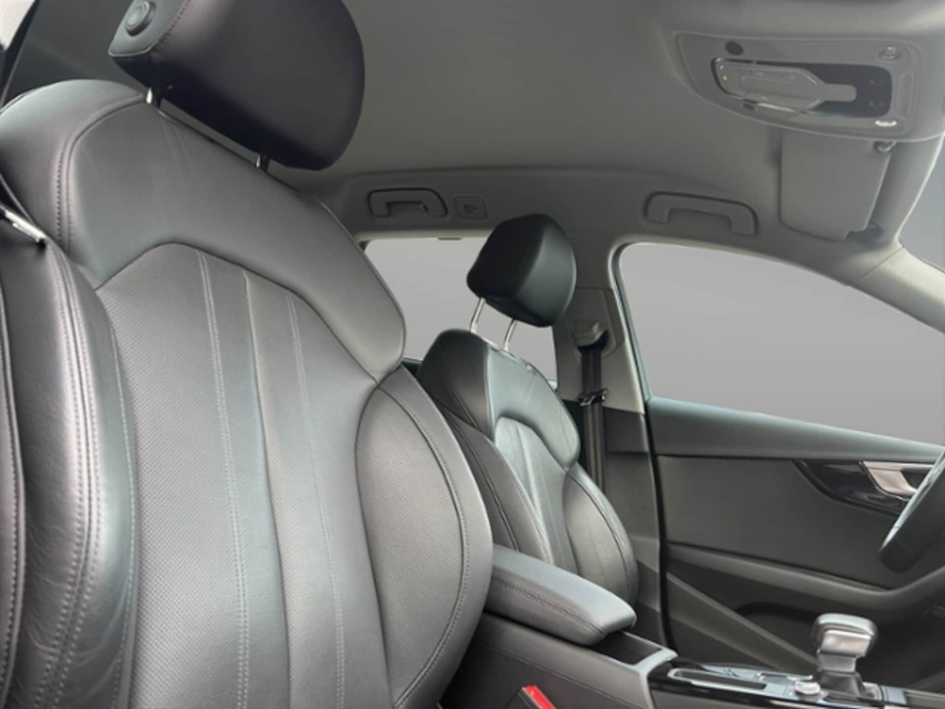 Audi A4 Avant S line