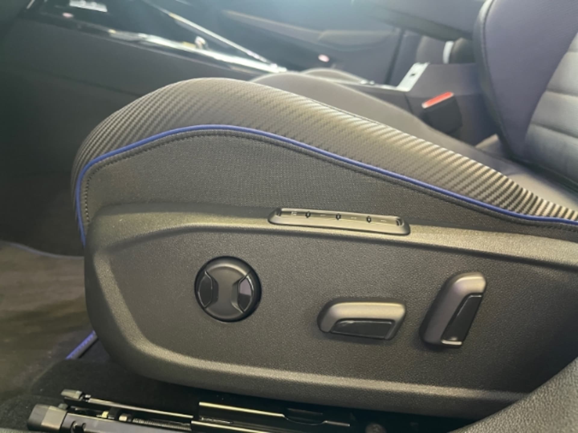 Volkswagen Golf R Black Edition