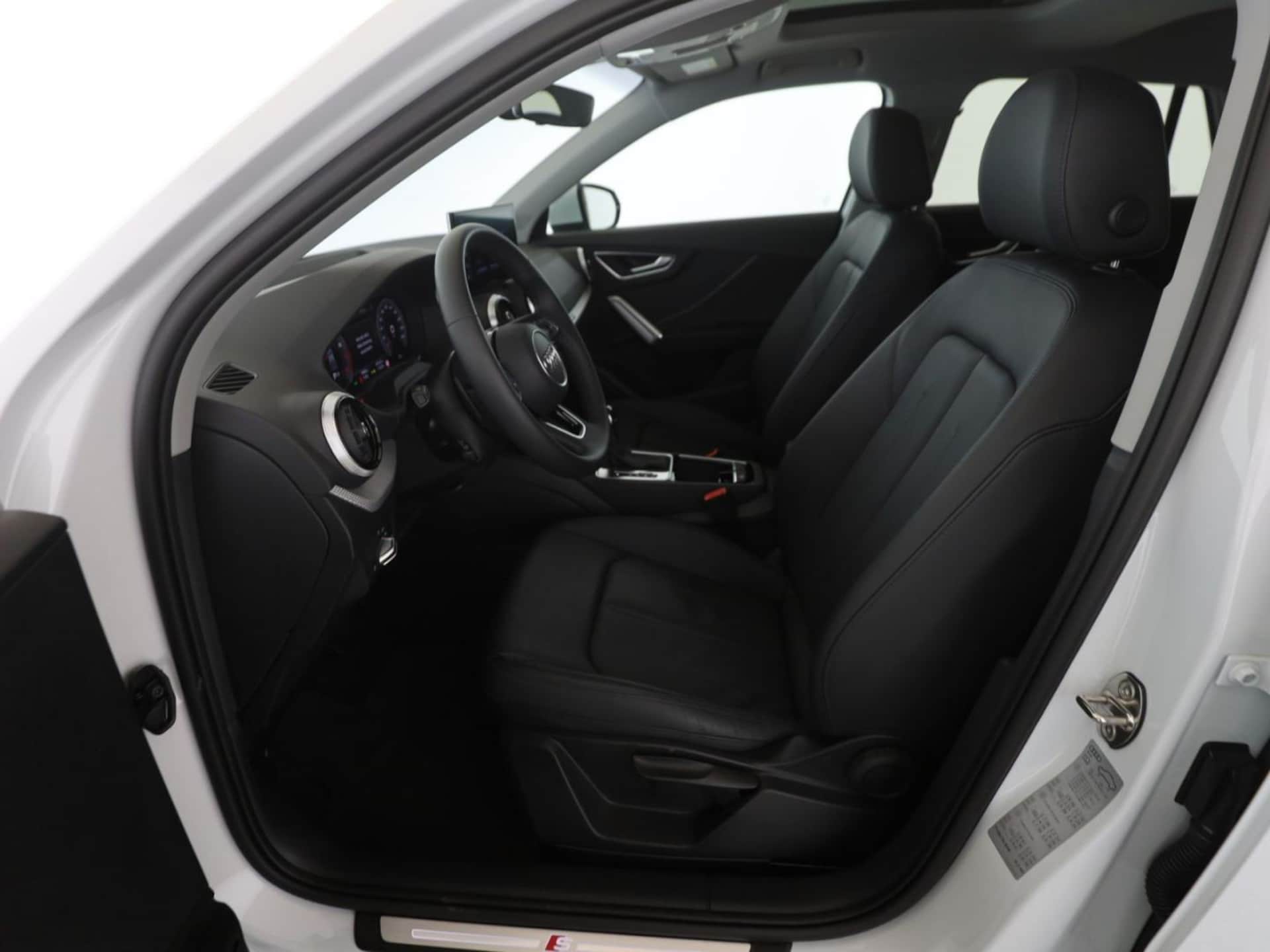 Audi Q2 S line