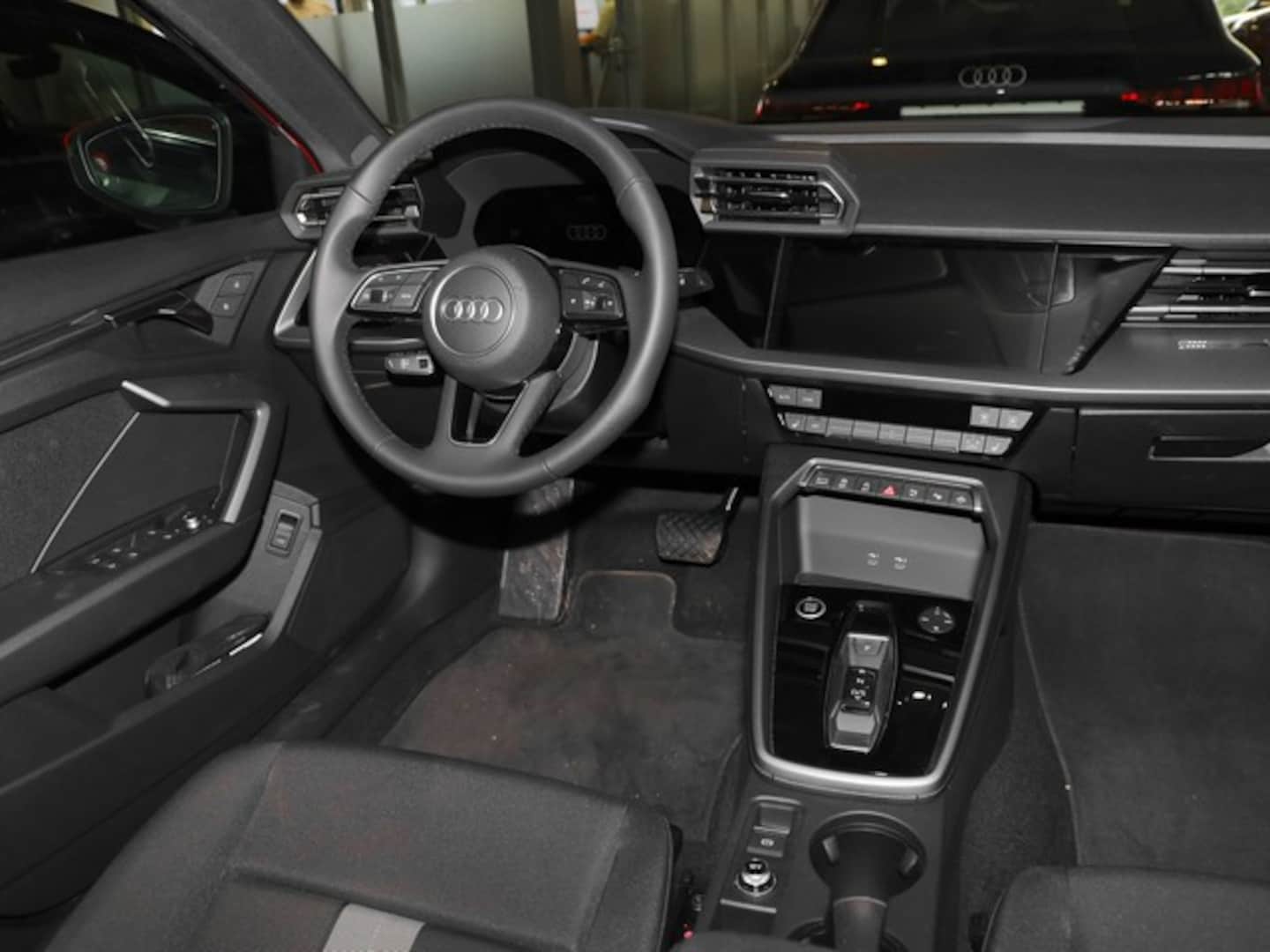Bild über Audi A3 Sportback TDI S tronic - für weitere Informationen kontaktieren Sie den Audi Partner
