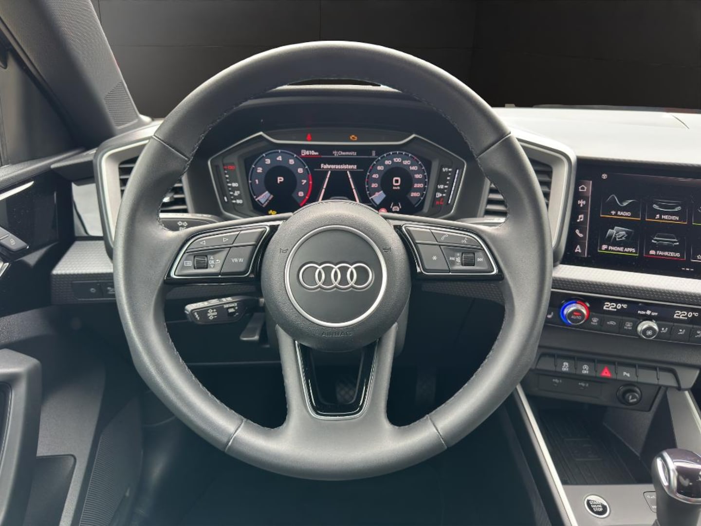 Bild über Audi A1 Sportback advanced 25 TFSI S tronic - für weitere Informationen kontaktieren Sie den Audi Partner