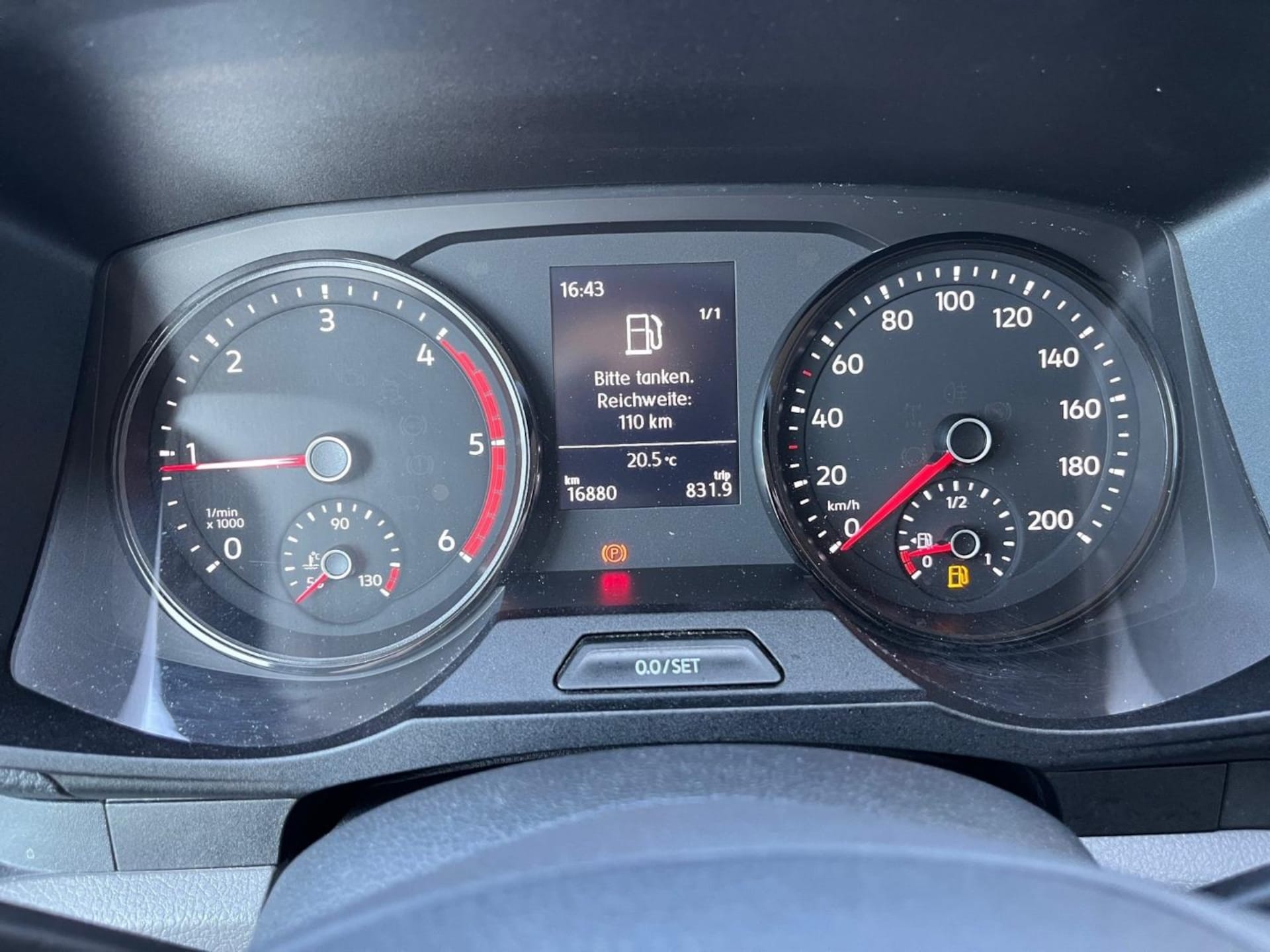 Volkswagen Crafter Kasten mittlerer Radstand