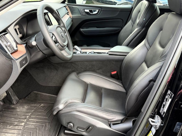 2023 Volvo XC60