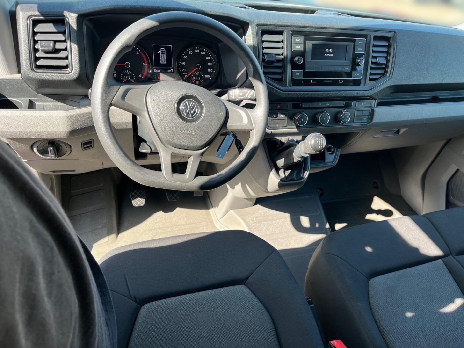 Volkswagen Crafter Kasten mittlerer Radstand
