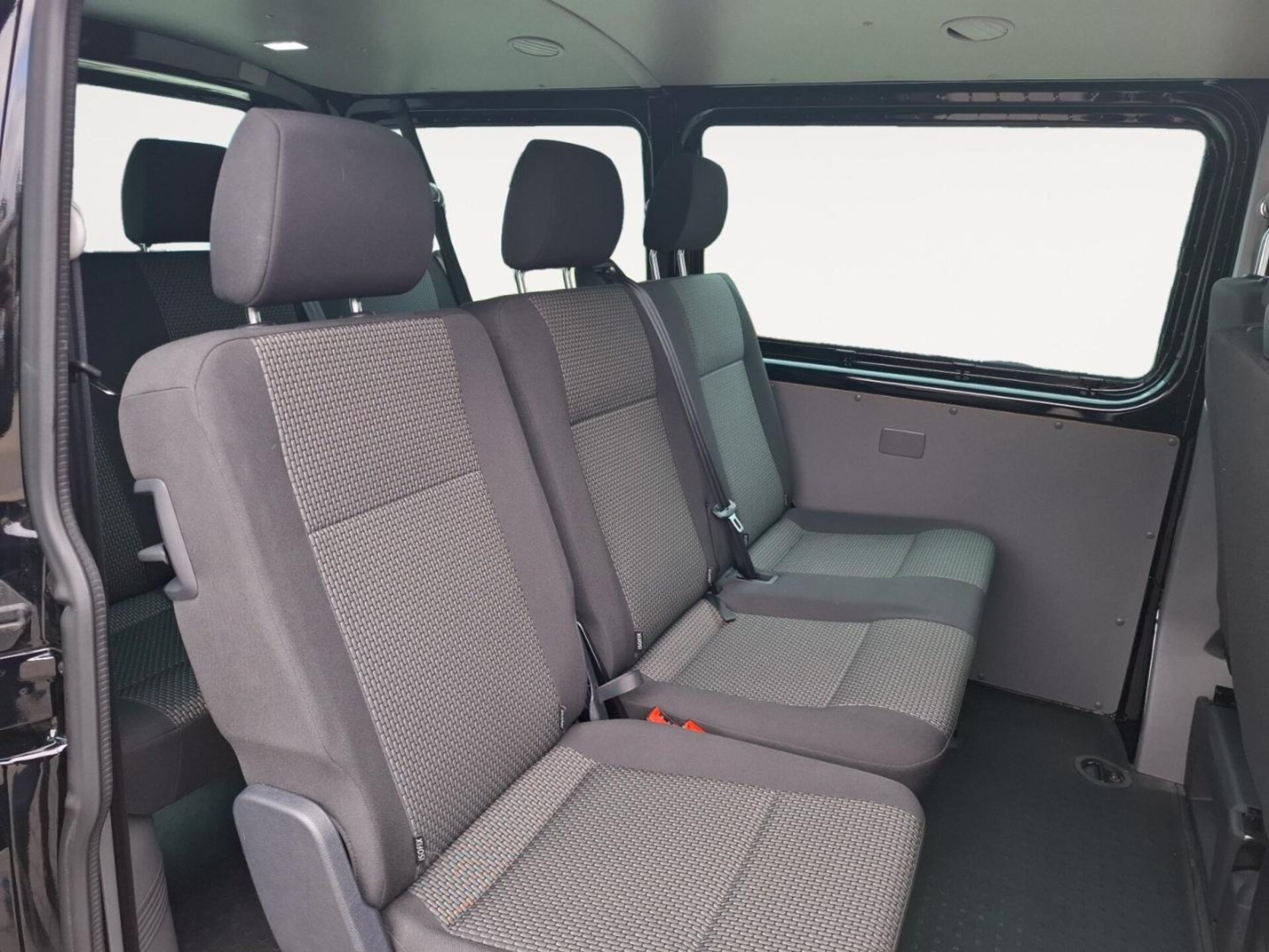 Volkswagen T6.1 Transporter Kombi kurzer Radstand