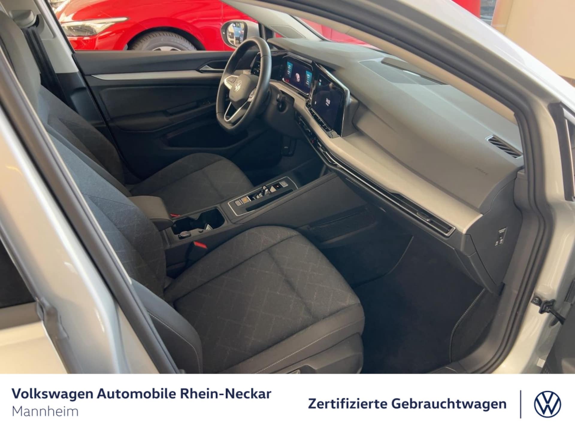 Volkswagen Golf Life