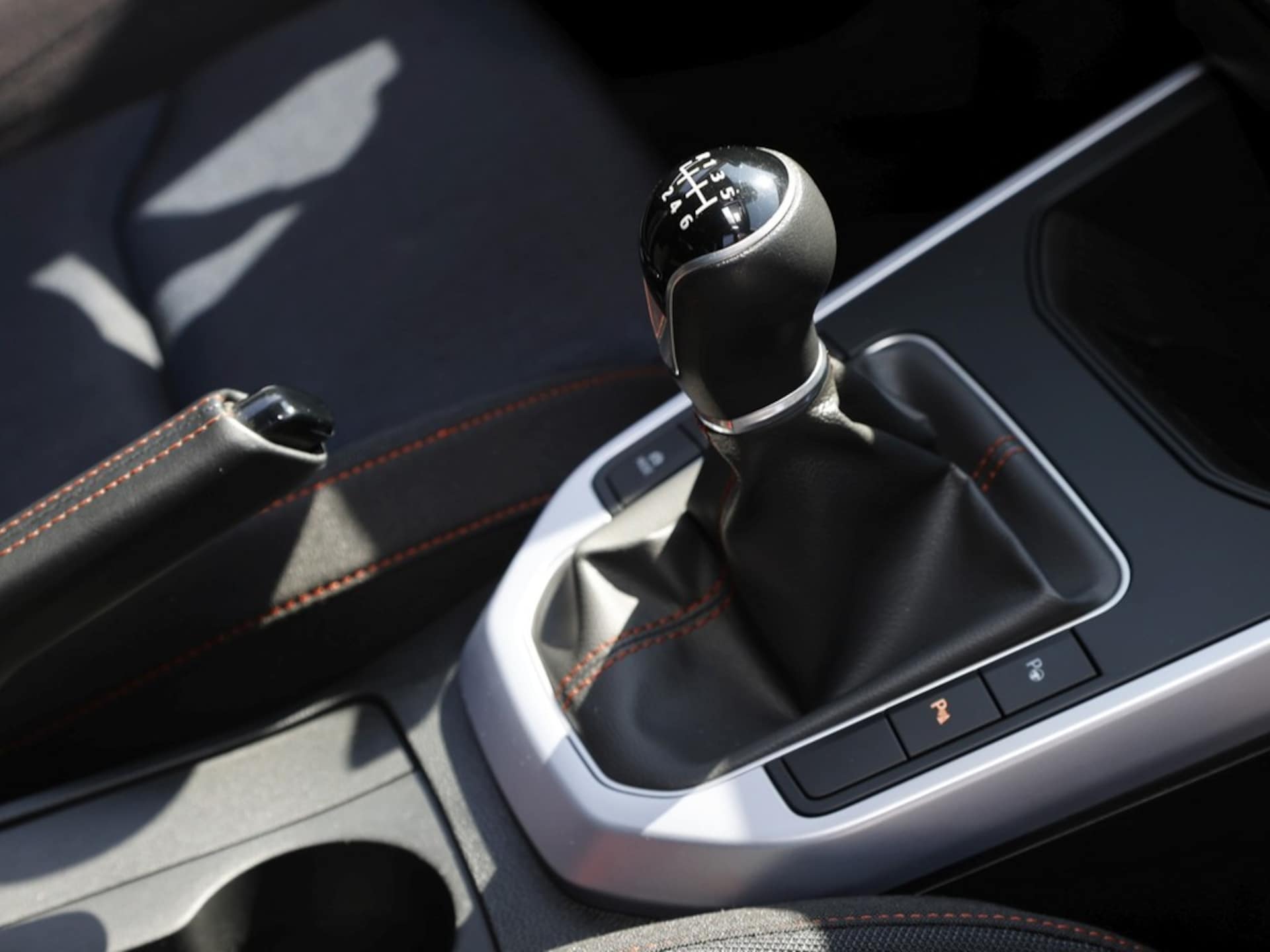 SEAT Arona FR