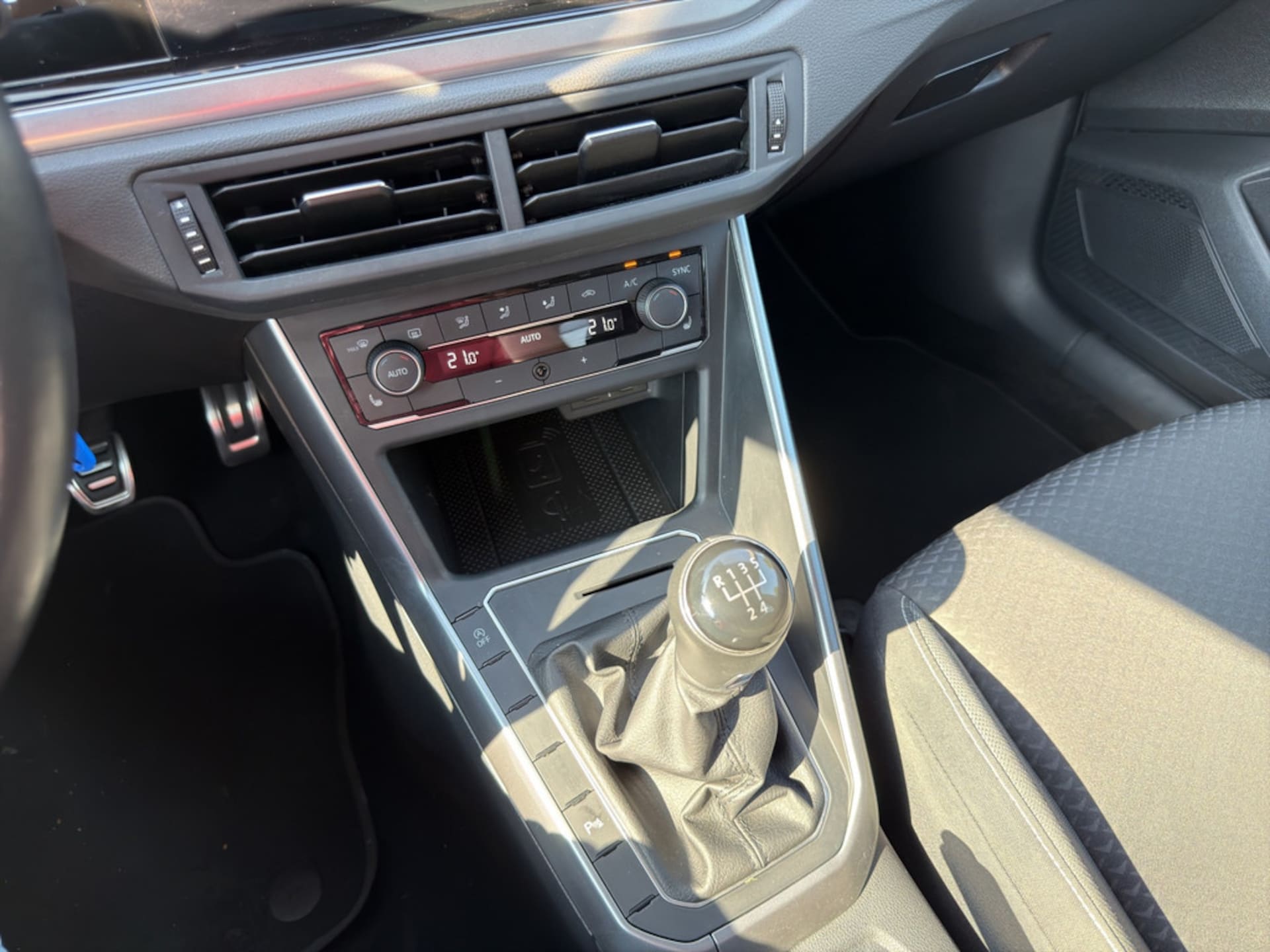Volkswagen Polo Active