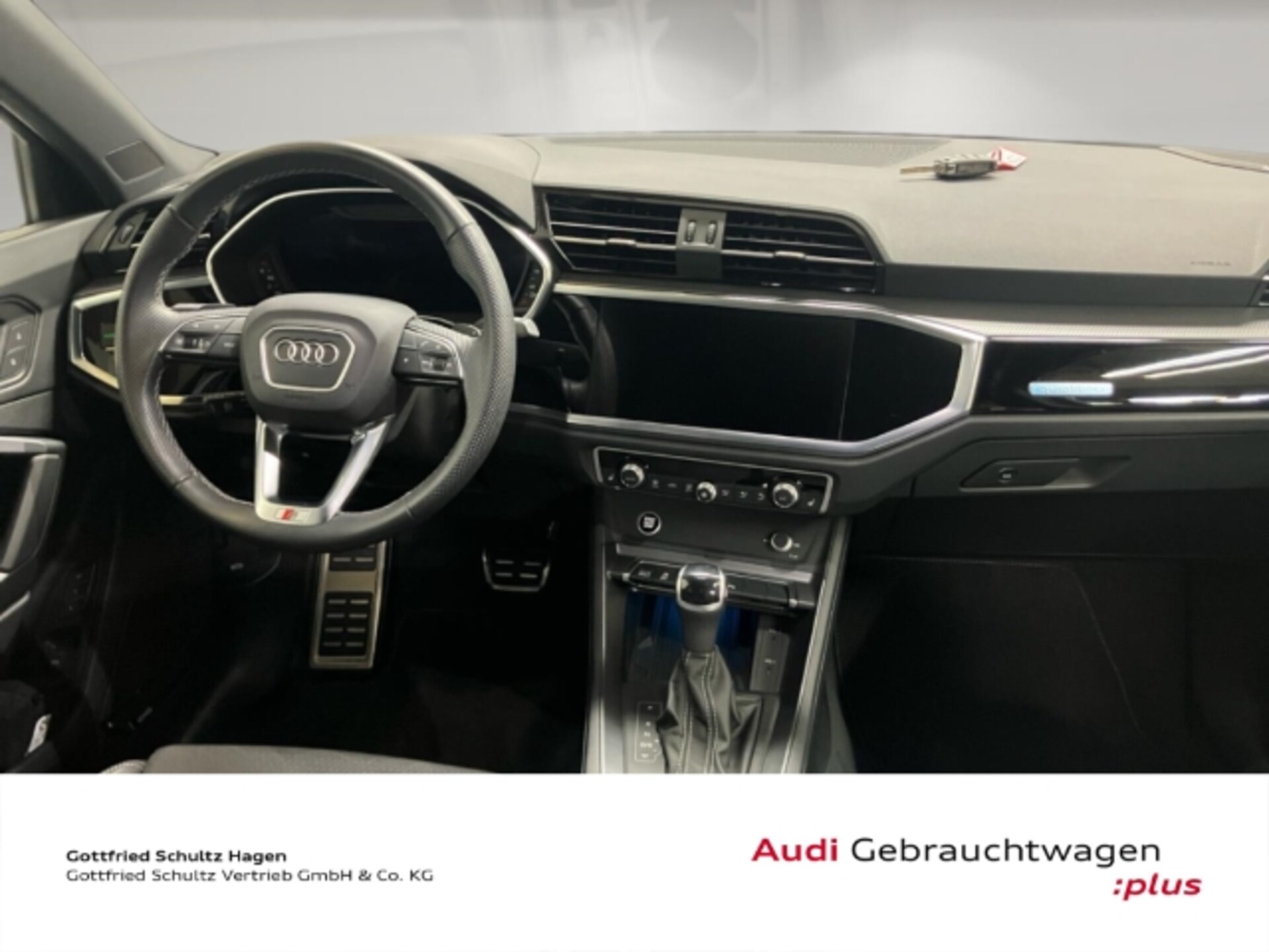 Audi Q3 SUV S line