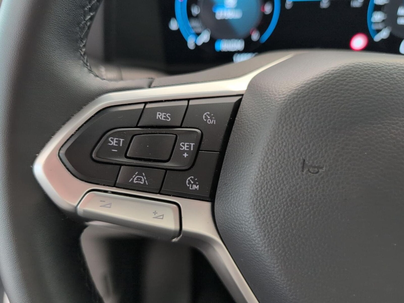 Volkswagen Transporter Kasten kurzer Radstand – Bild 14