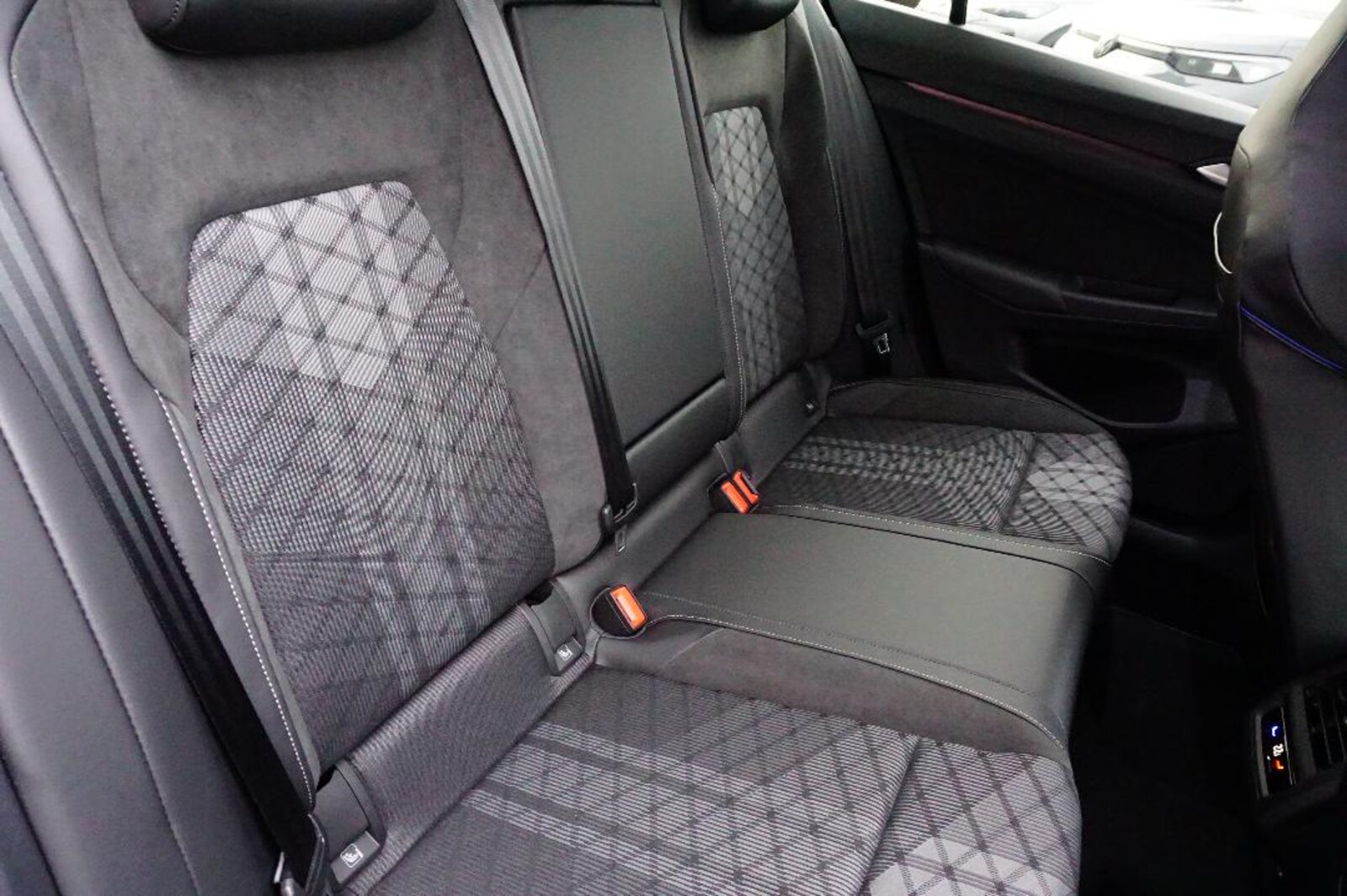 Volkswagen Golf – Bild 12