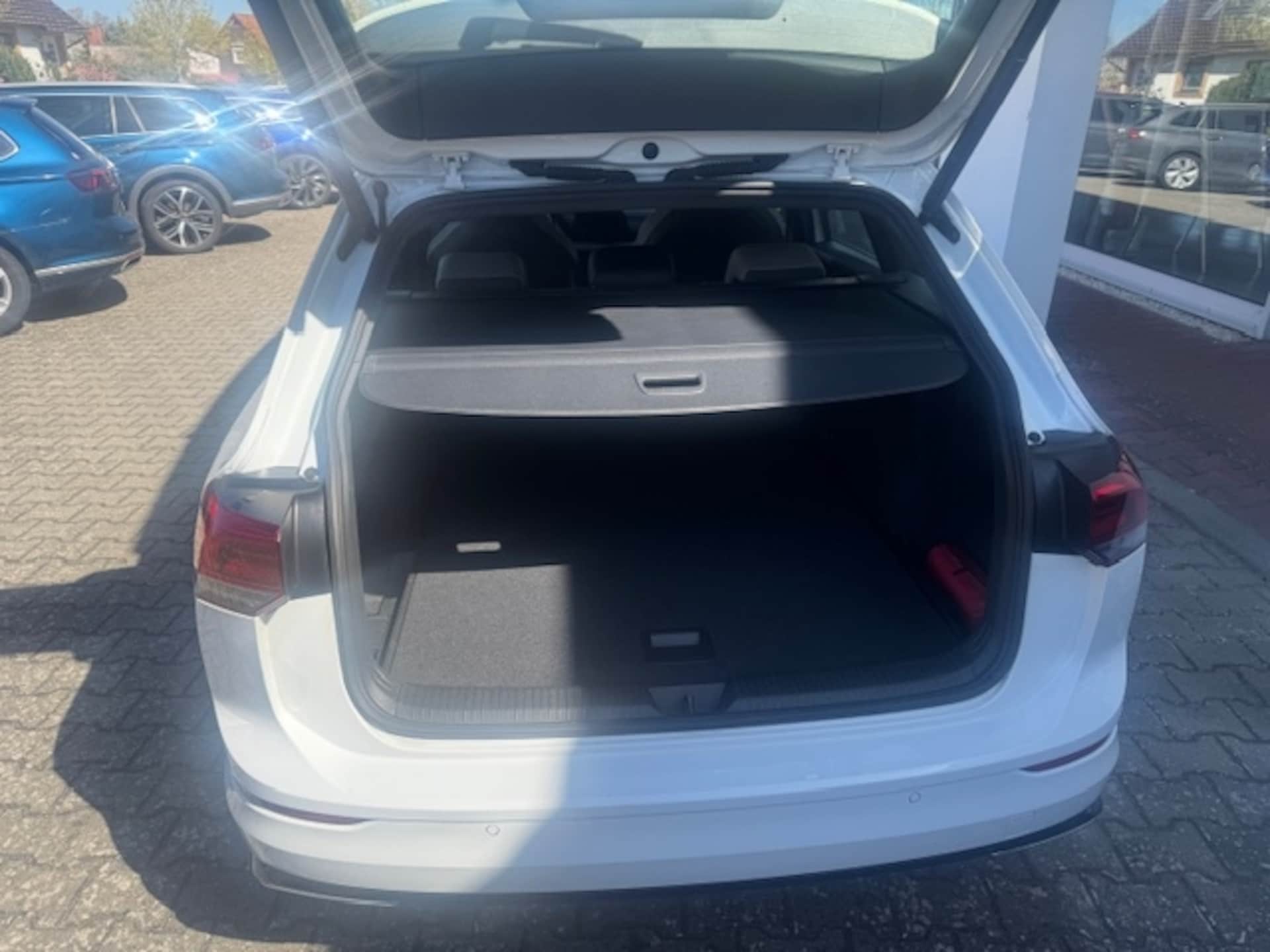 Volkswagen Golf Variant R-Line