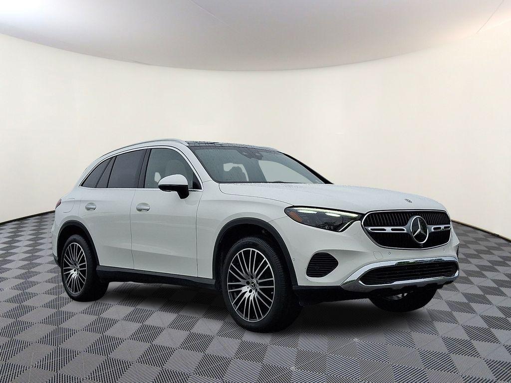 2023 Mercedes-Benz GLC 300