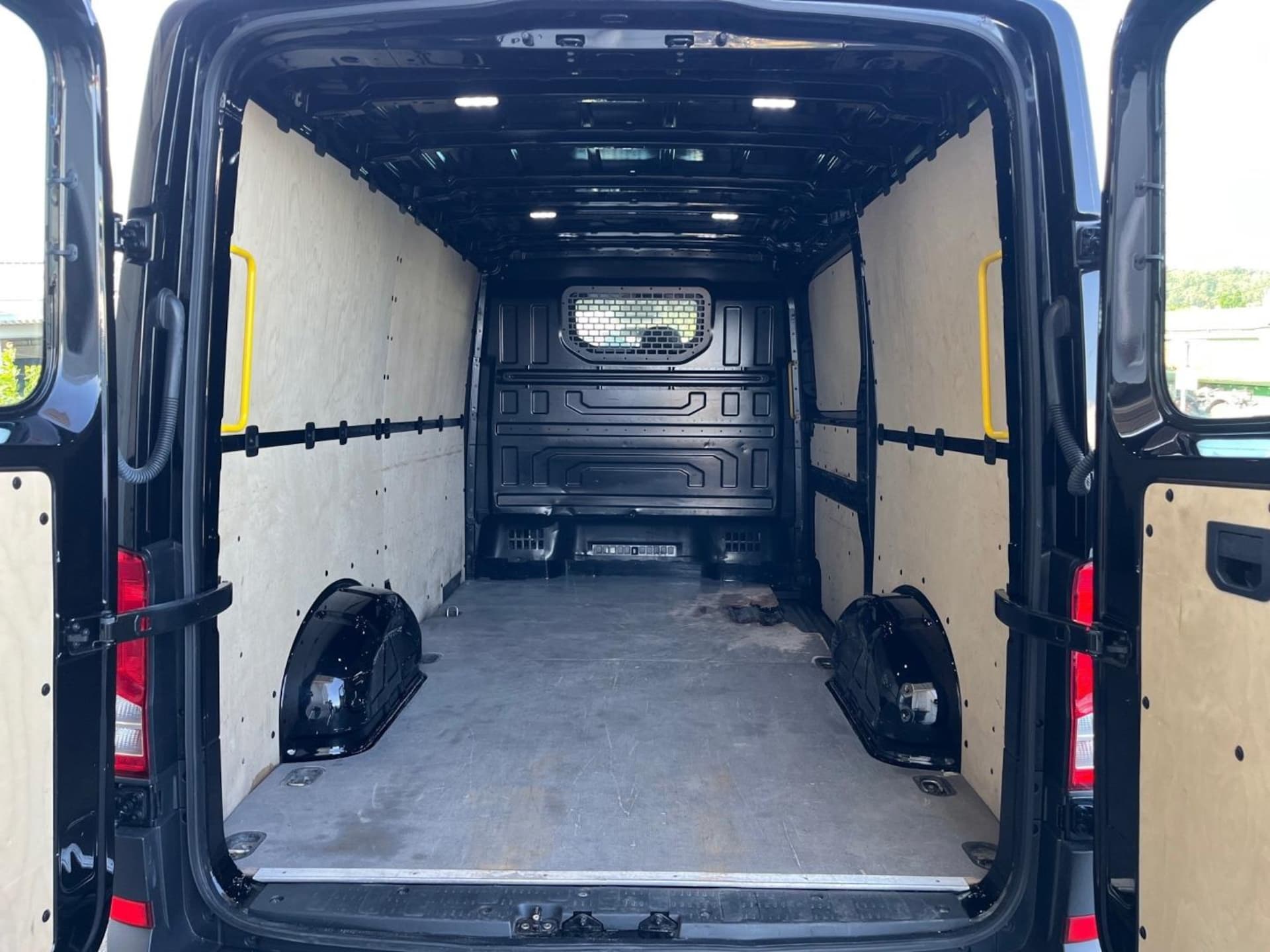 Volkswagen Crafter Kasten mittlerer Radstand