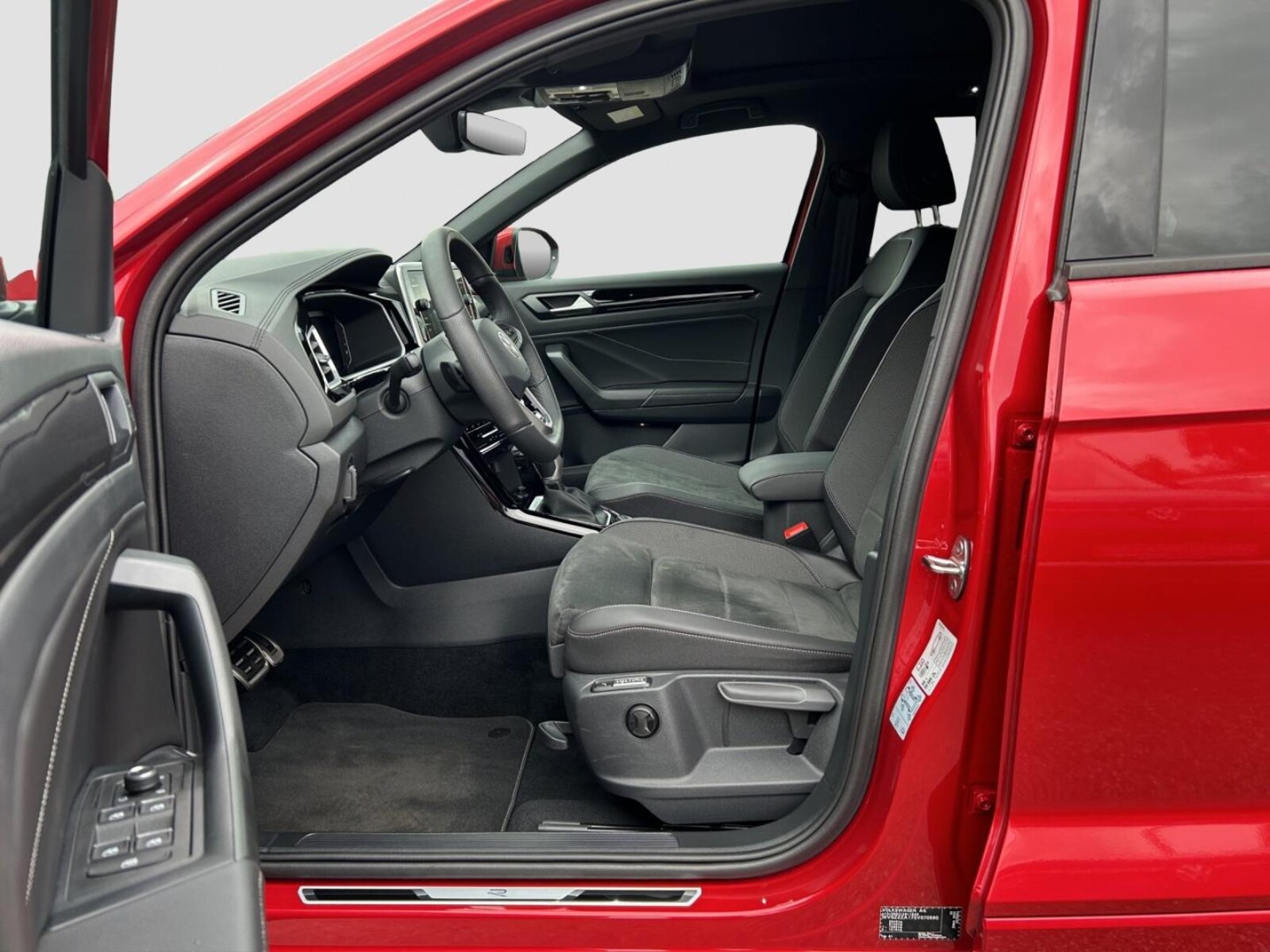 Volkswagen T-Roc – Bild 13