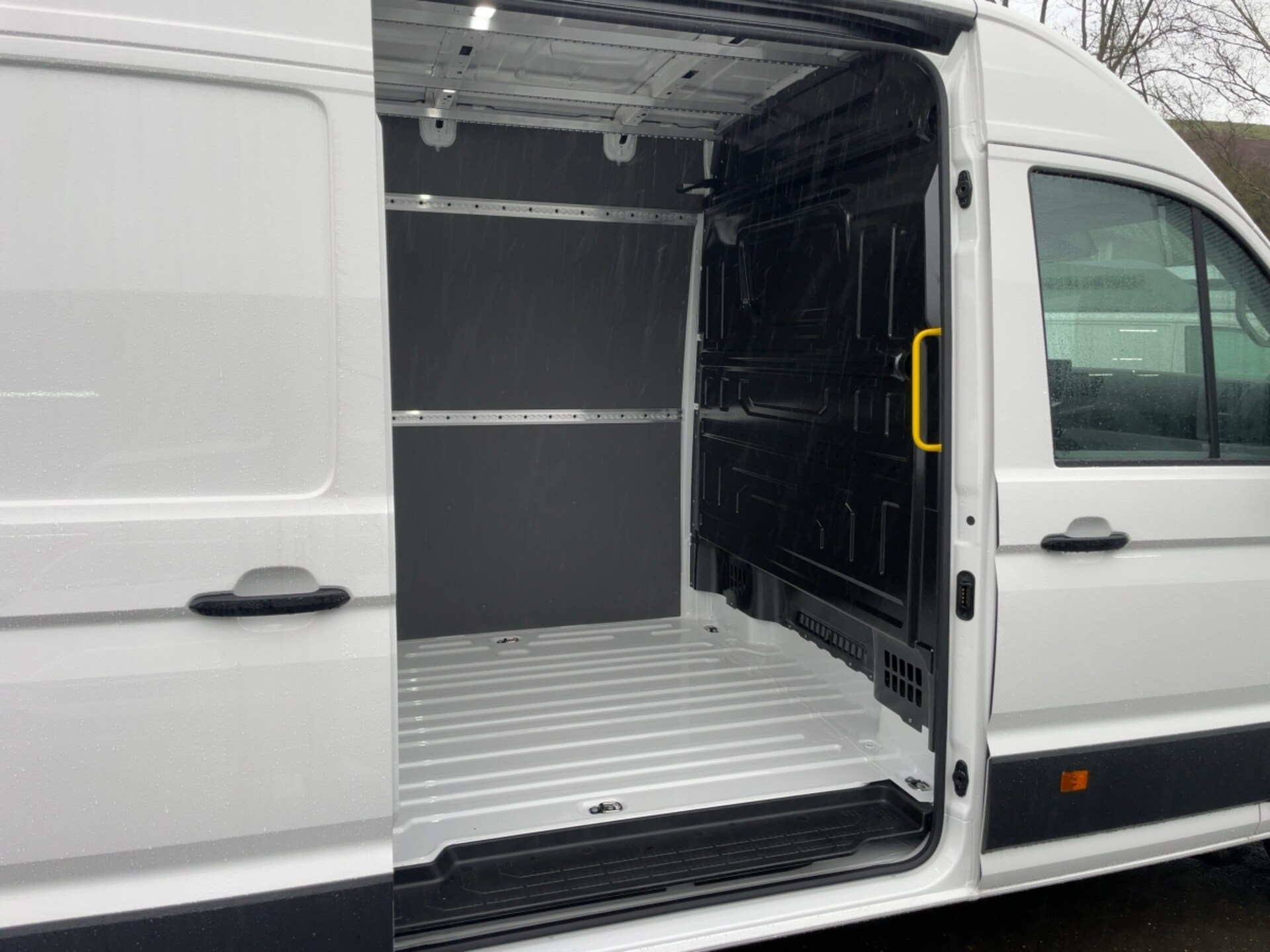 Volkswagen Crafter Kasten langer Radstand