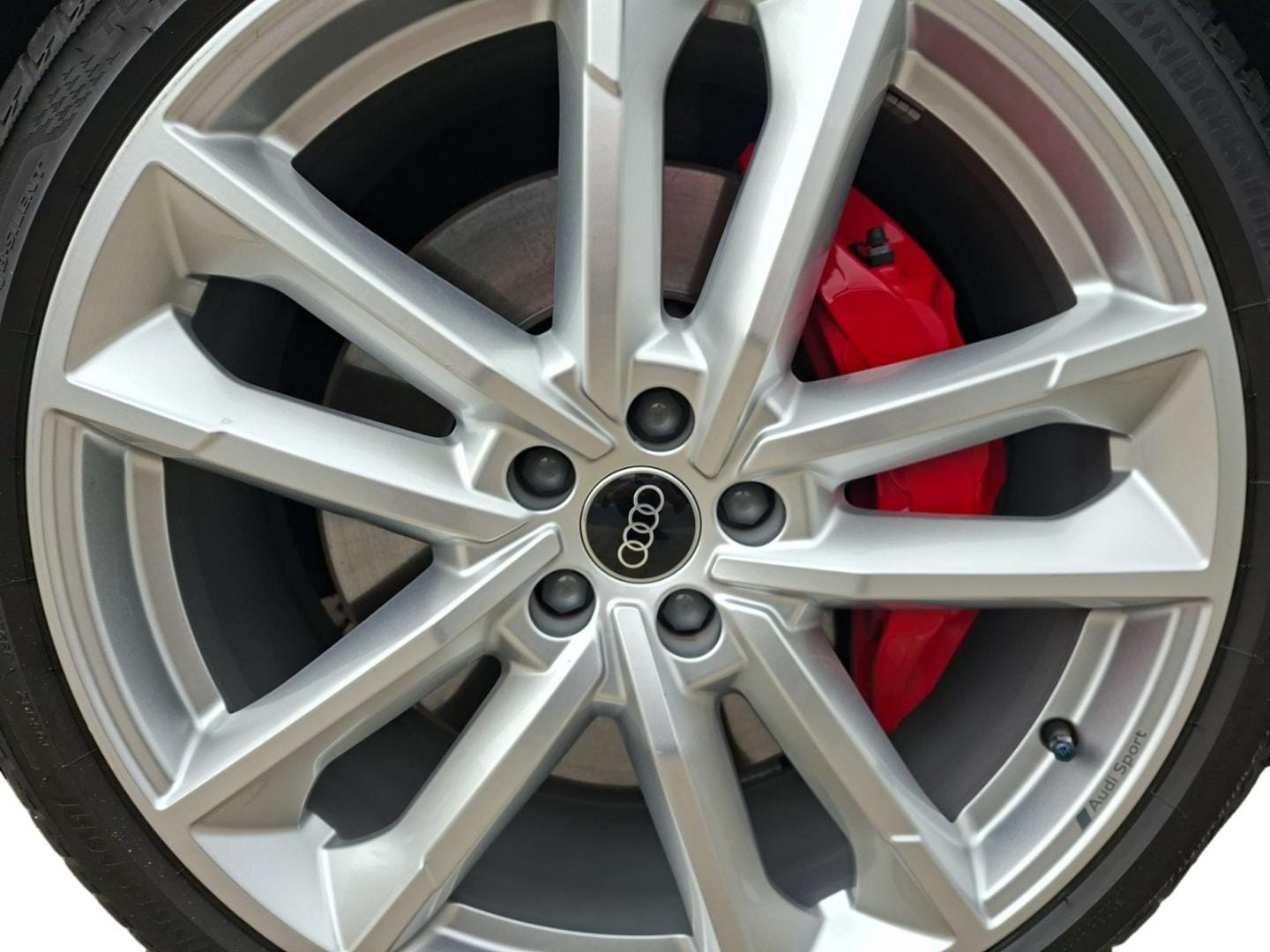 Bild über Audi A6 Avant TFSI e S line 55 TFSI e quattro S tronic - für weitere Informationen kontaktieren Sie den Audi Partner